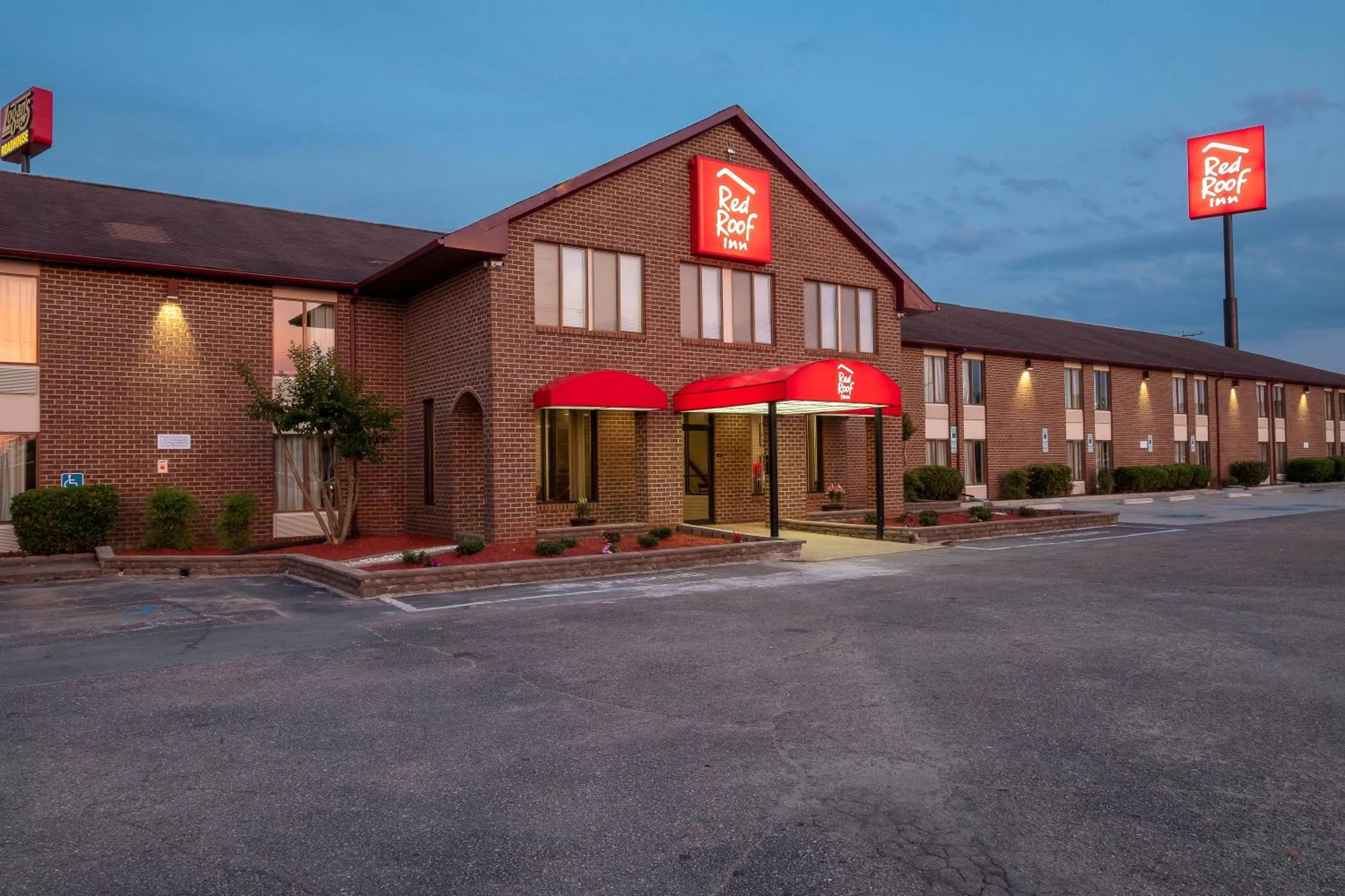 Property building in Red Roof Inn Roanoke Rapids