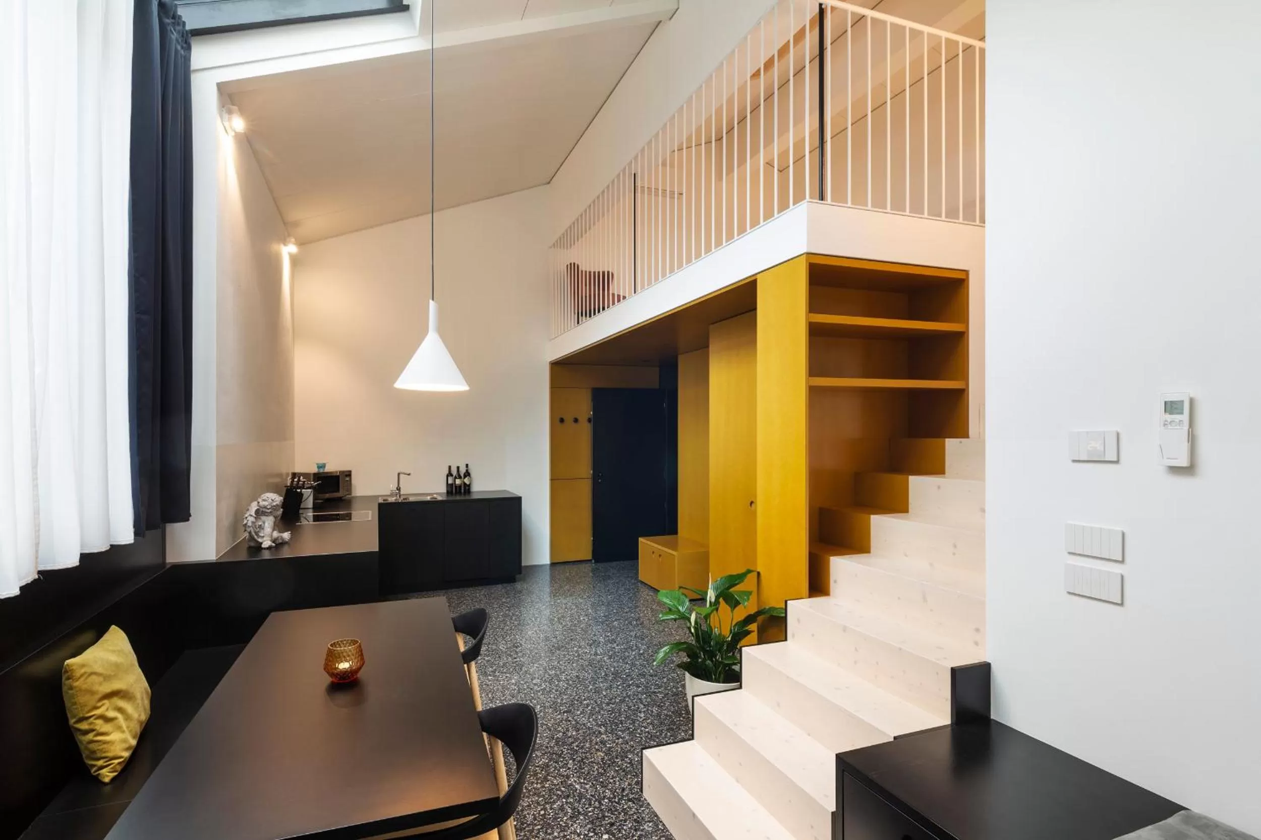 Kitchen or kitchenette in Pepper Suite