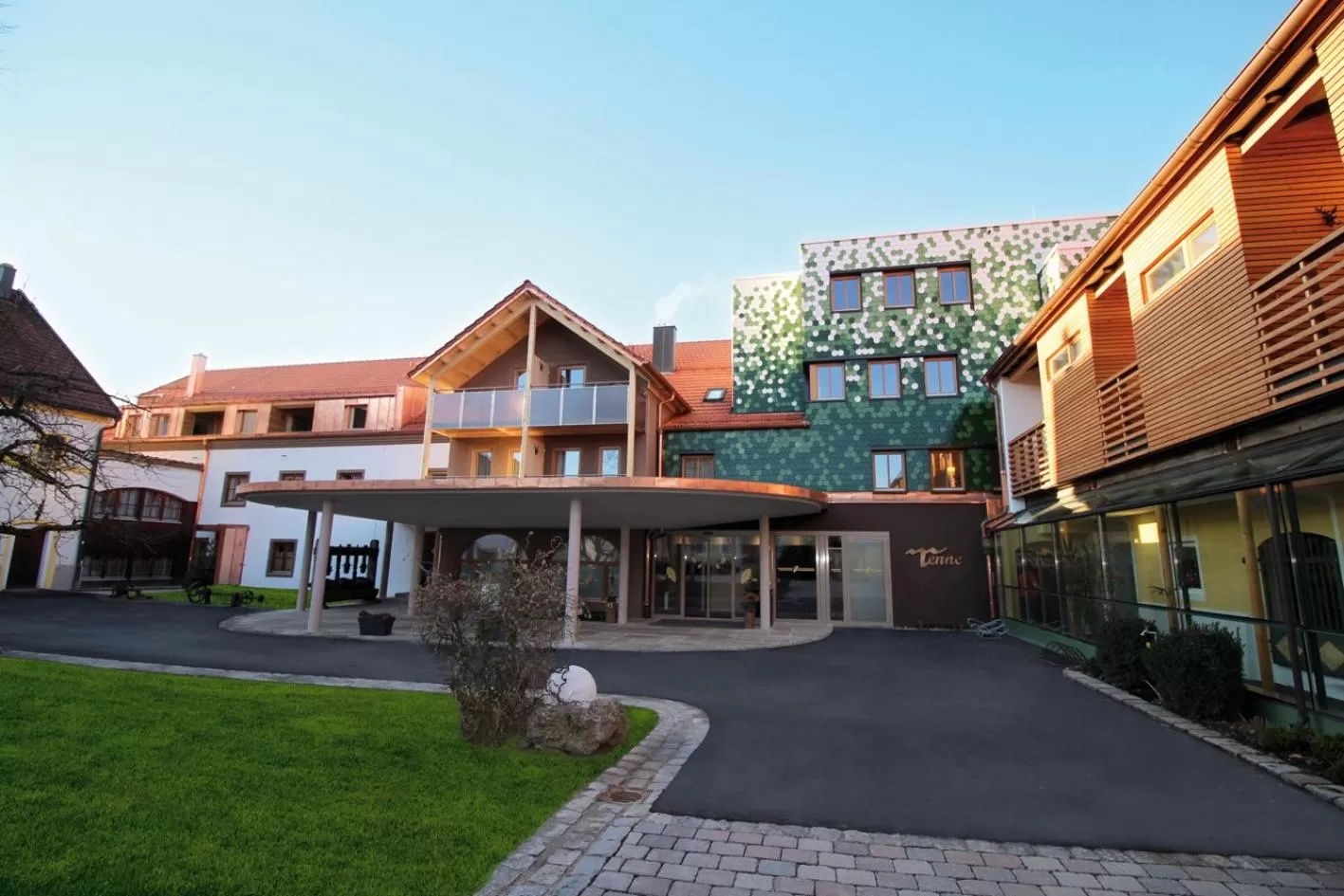 Facade/entrance in Hotel am Haslinger Hof