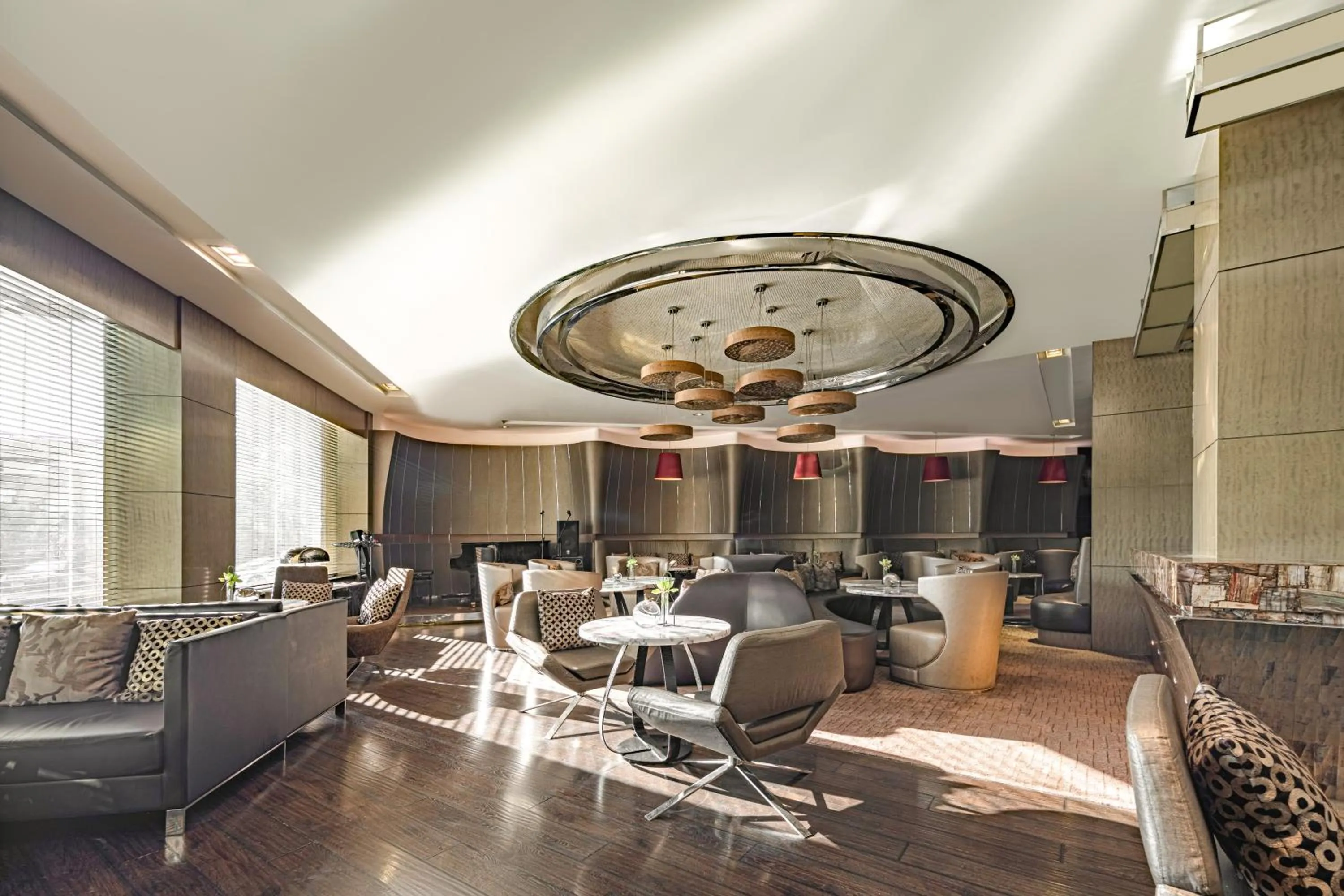 Restaurant/places to eat in Radisson Collection Hotel, Yangtze Shanghai