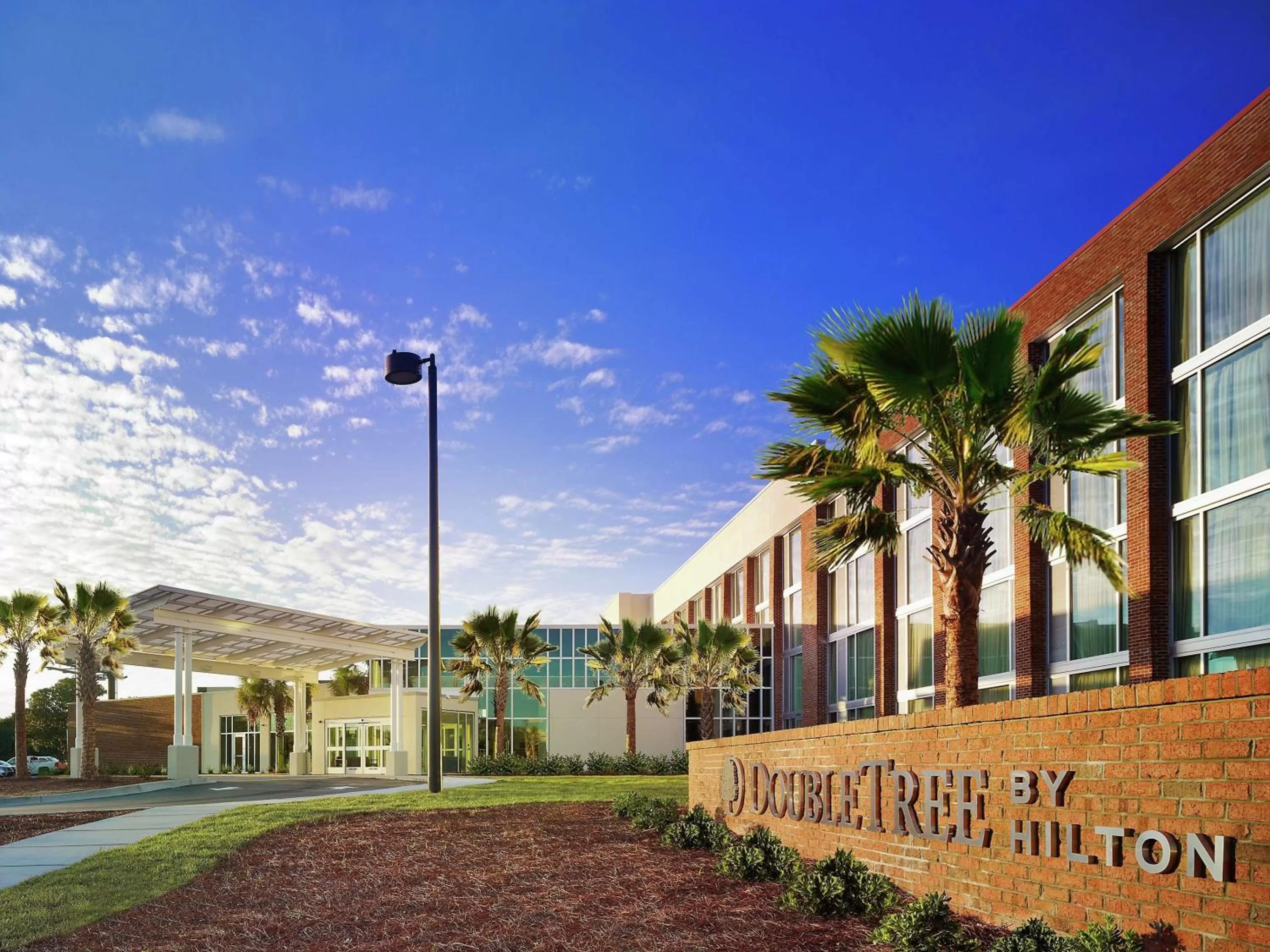 Property building in DoubleTree Hotel & Suites Charleston Airport