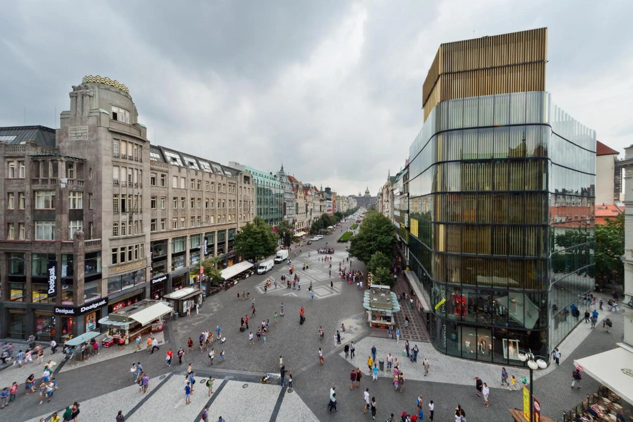 Area and facilities in Prague Inn