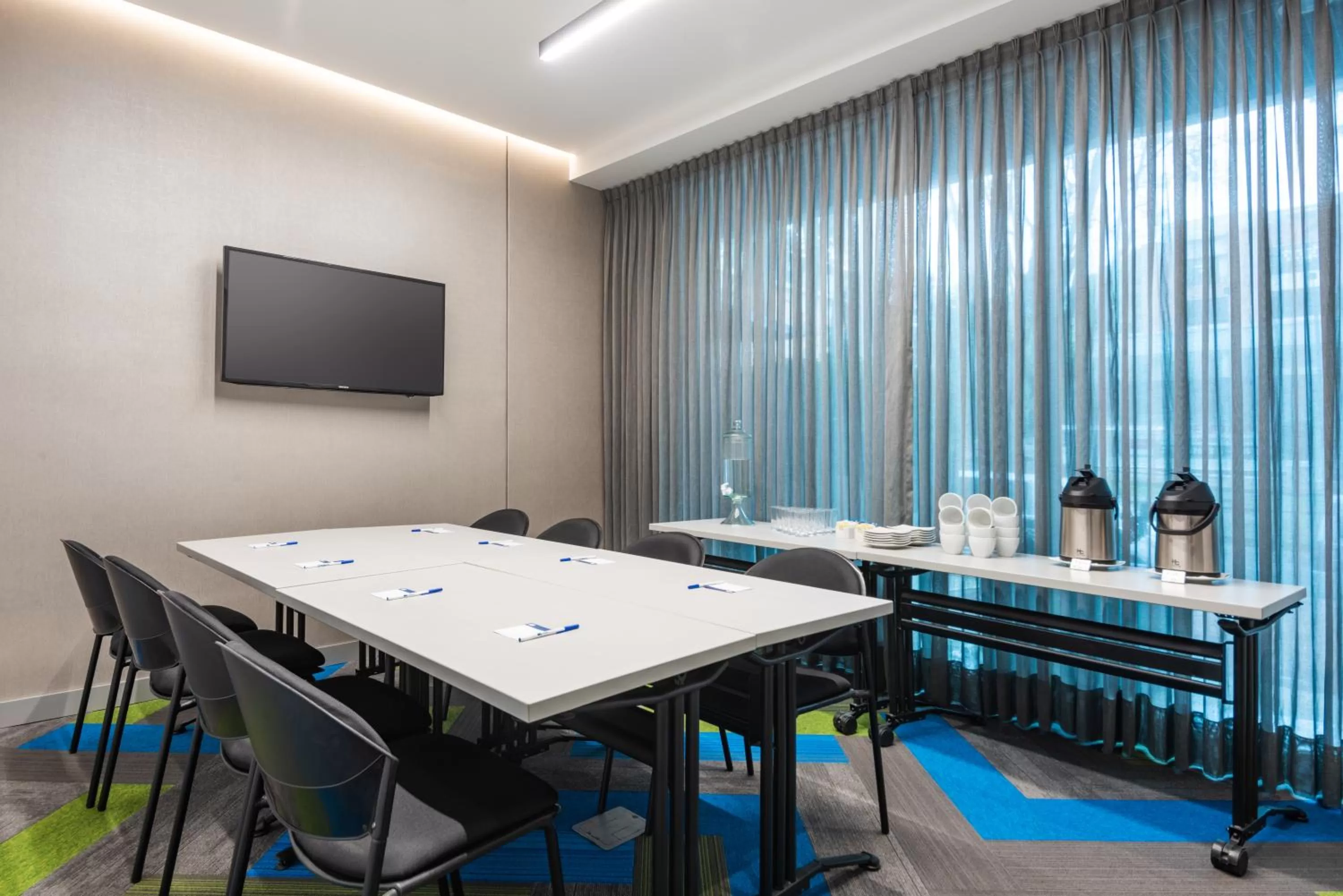 Meeting/conference room in Holiday Inn Express Bogotá - Parque La 93 by IHG
