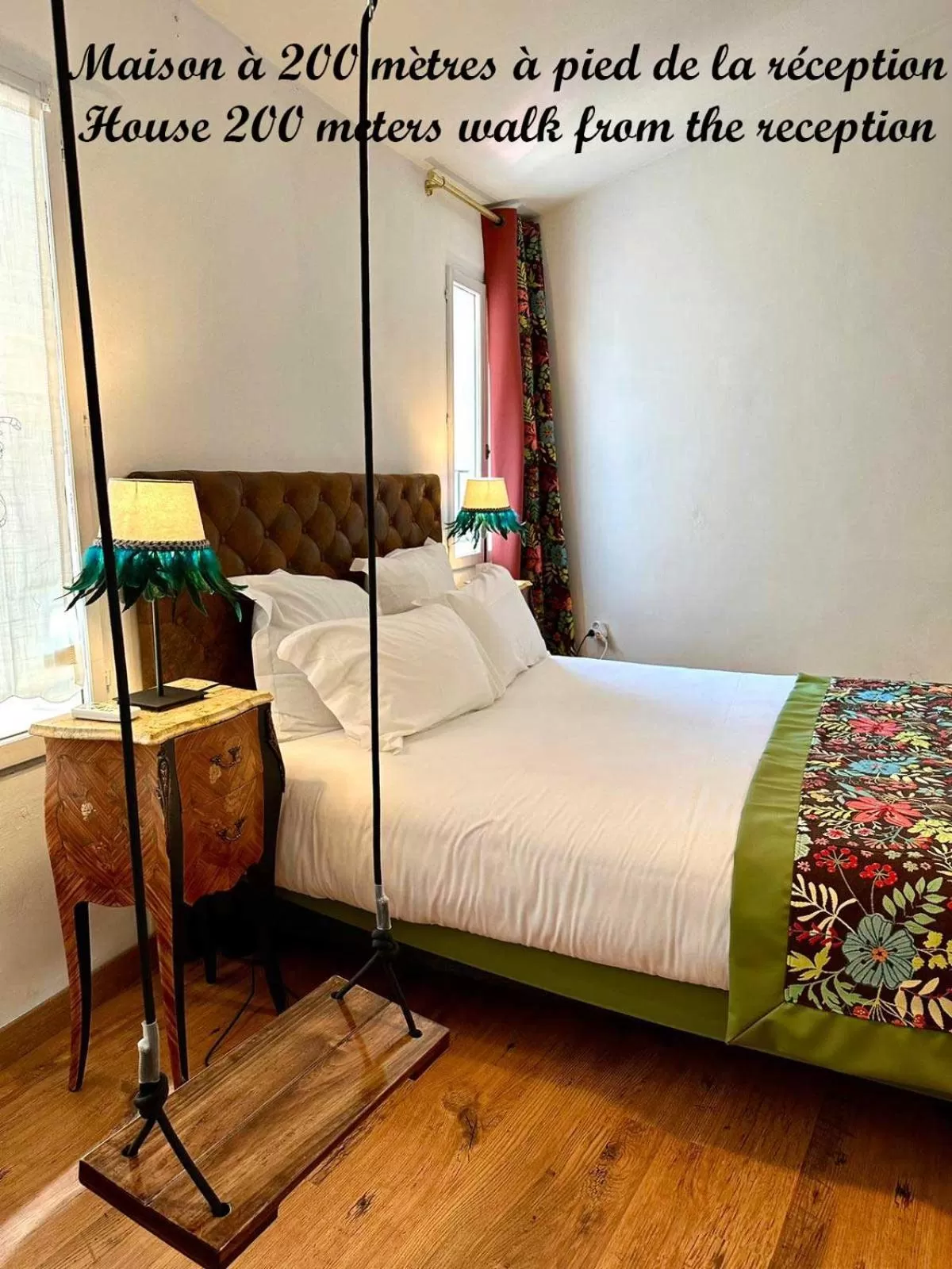 Bed in Le Clos Violette et Le 11 D'Aglaé - Hôtel de Charme Design de Luxe