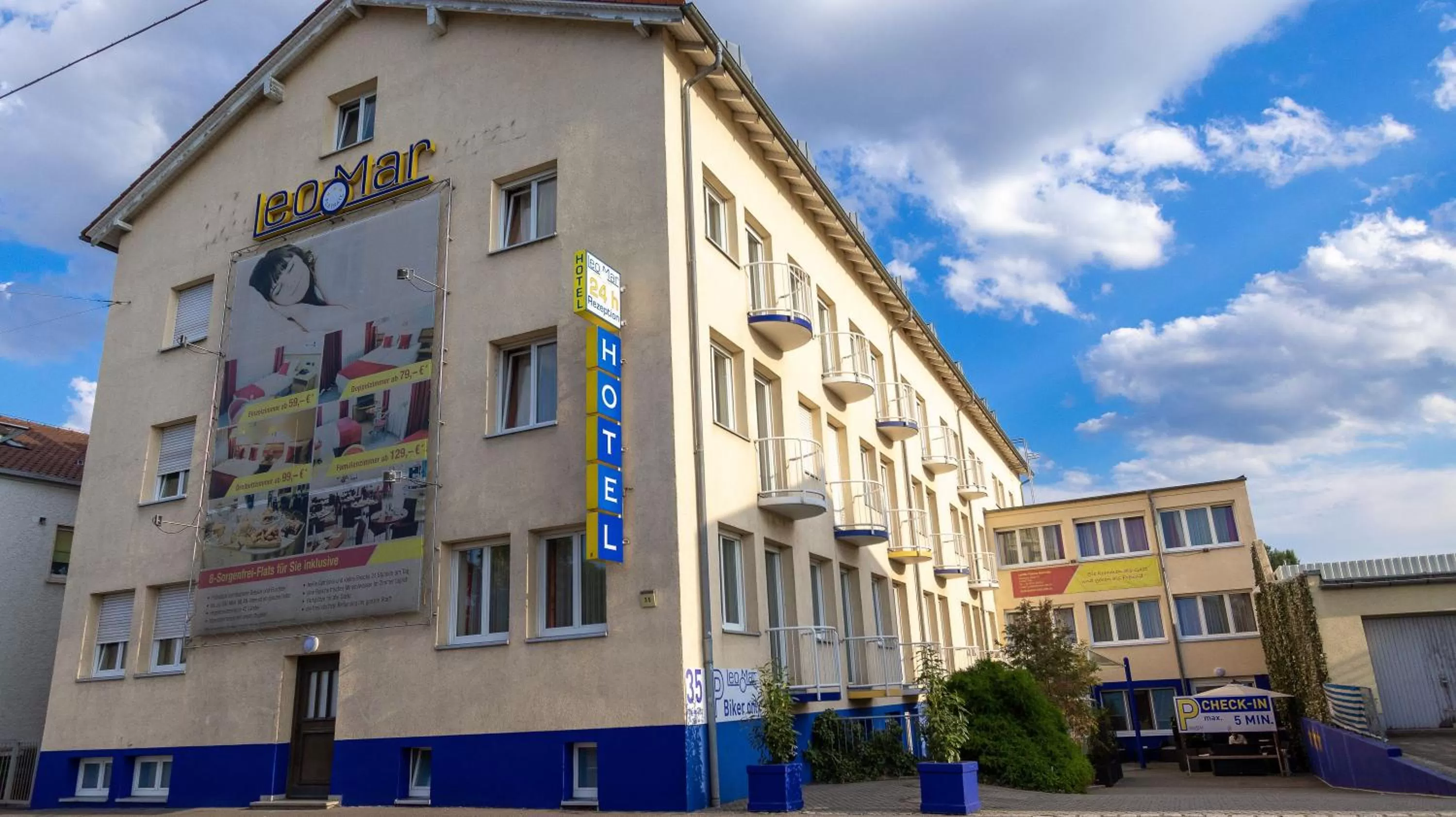 Facade/entrance, Property Building in LeoMar Hotel