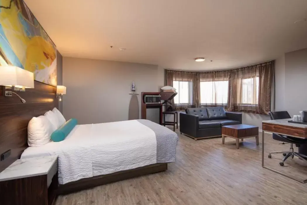 1 Queen Bed with Sofa Bed Oceanview Accessible in Inn at Rockaway San Francisco Pacifica 1 Queen Bed with Sofa Bed Oceanview Accessible in Inn at Rockaway San Francisco Pacifica