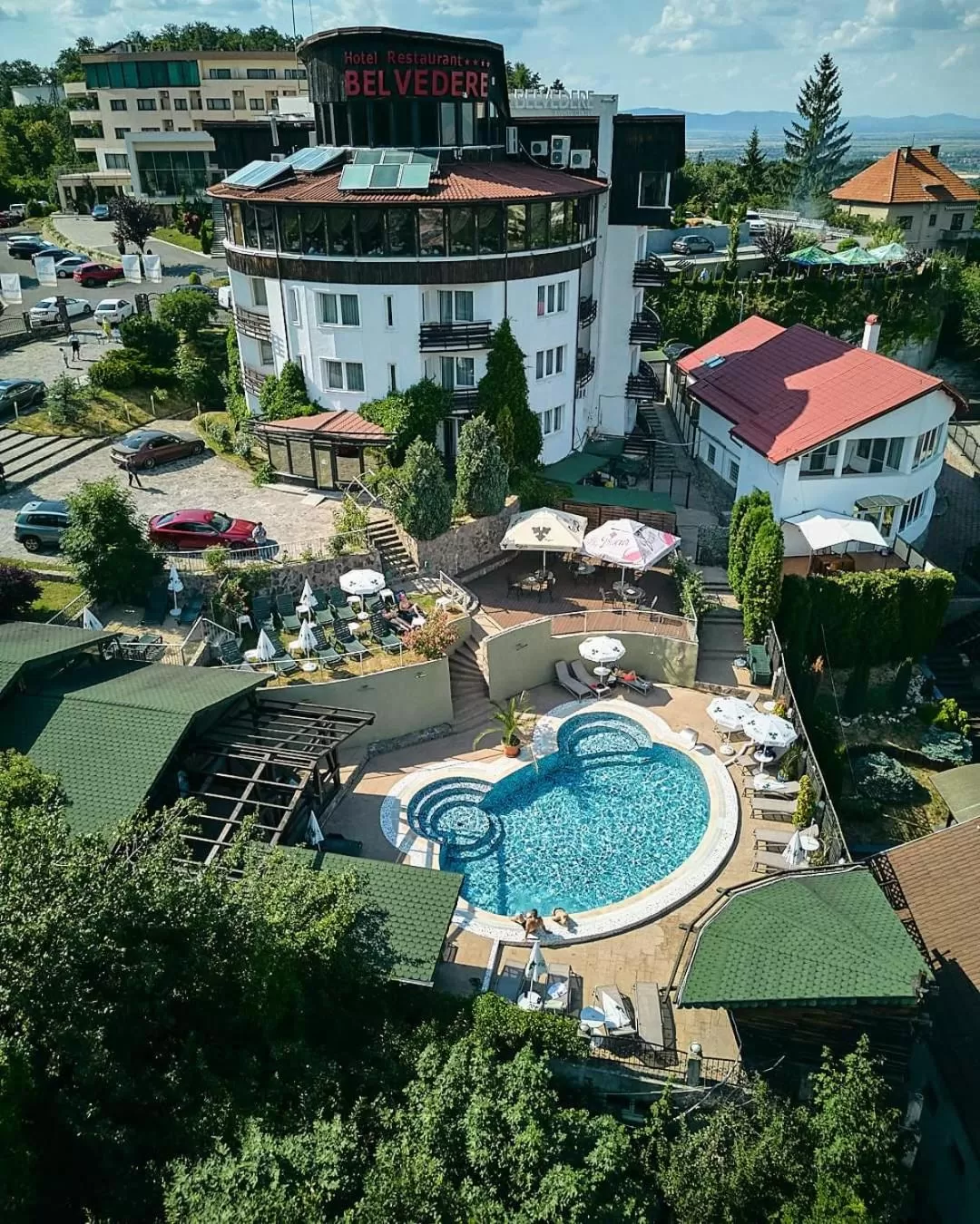Swimming pool in Hotel Belvedere