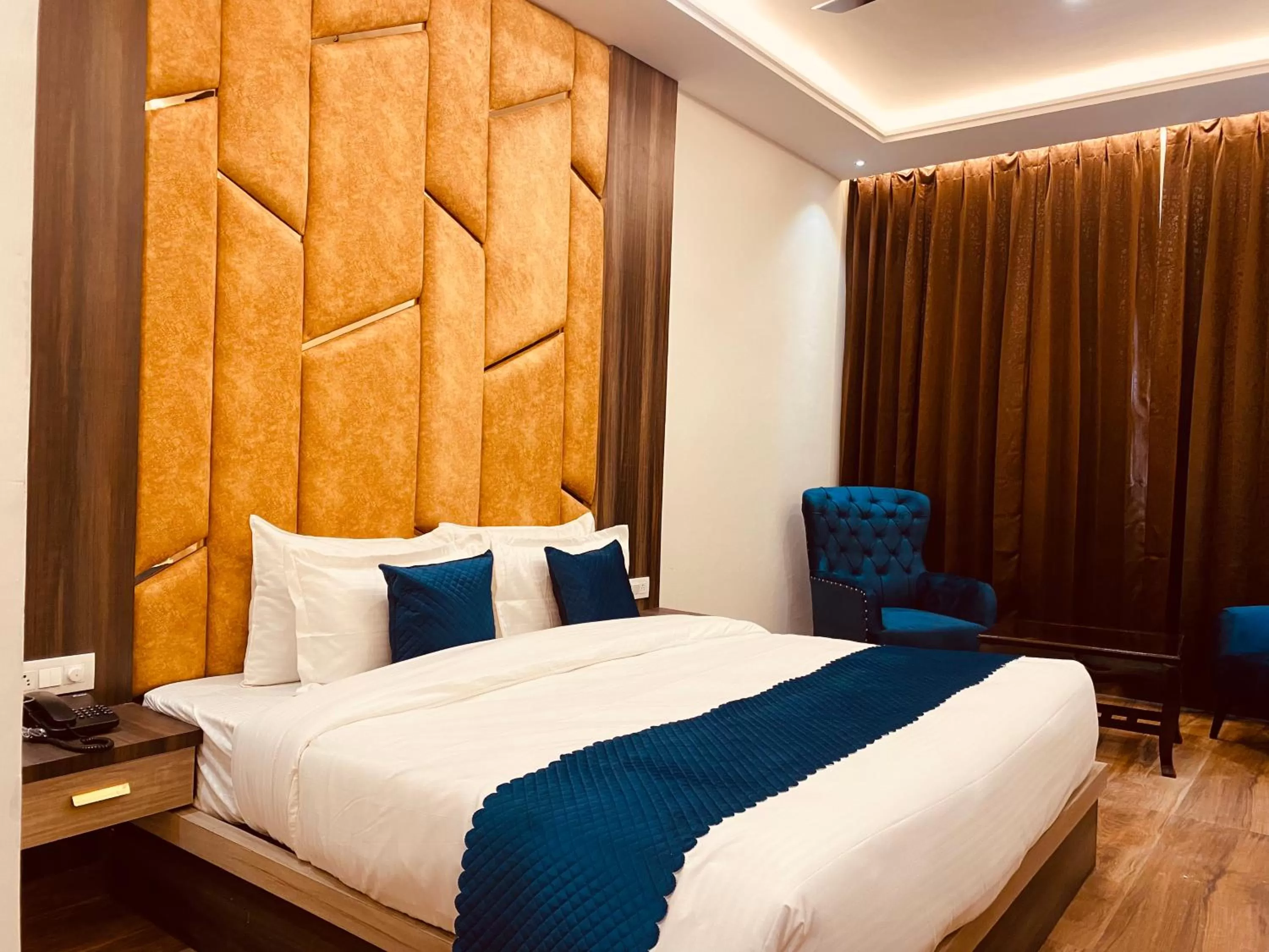 Photo of the whole room, Bed in Hotel Gange, Haridwar