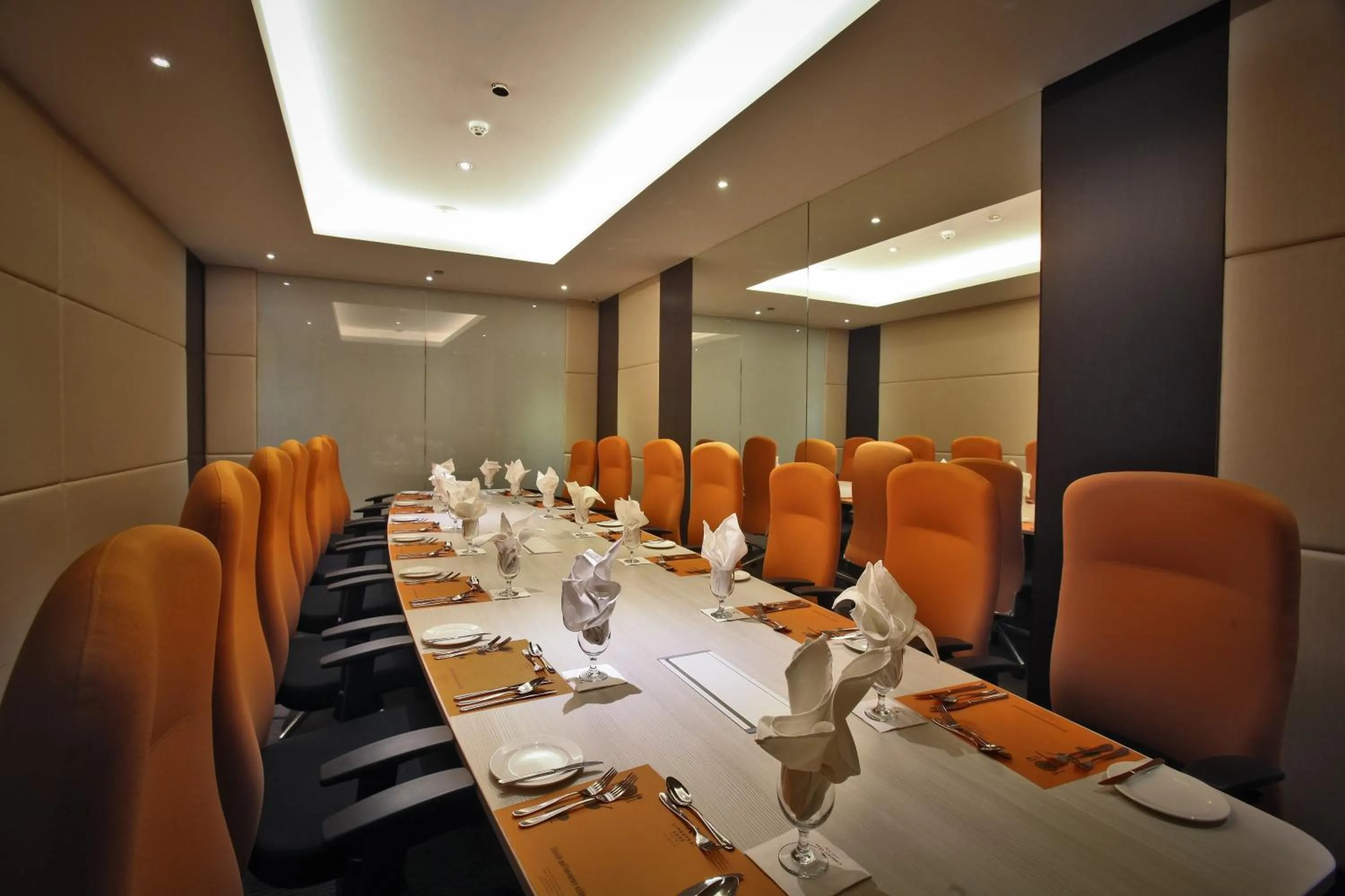 Meeting/conference room in Limketkai Luxe Hotel
