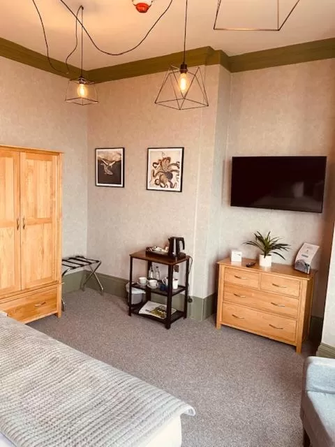 Bed in Hotel Victoria