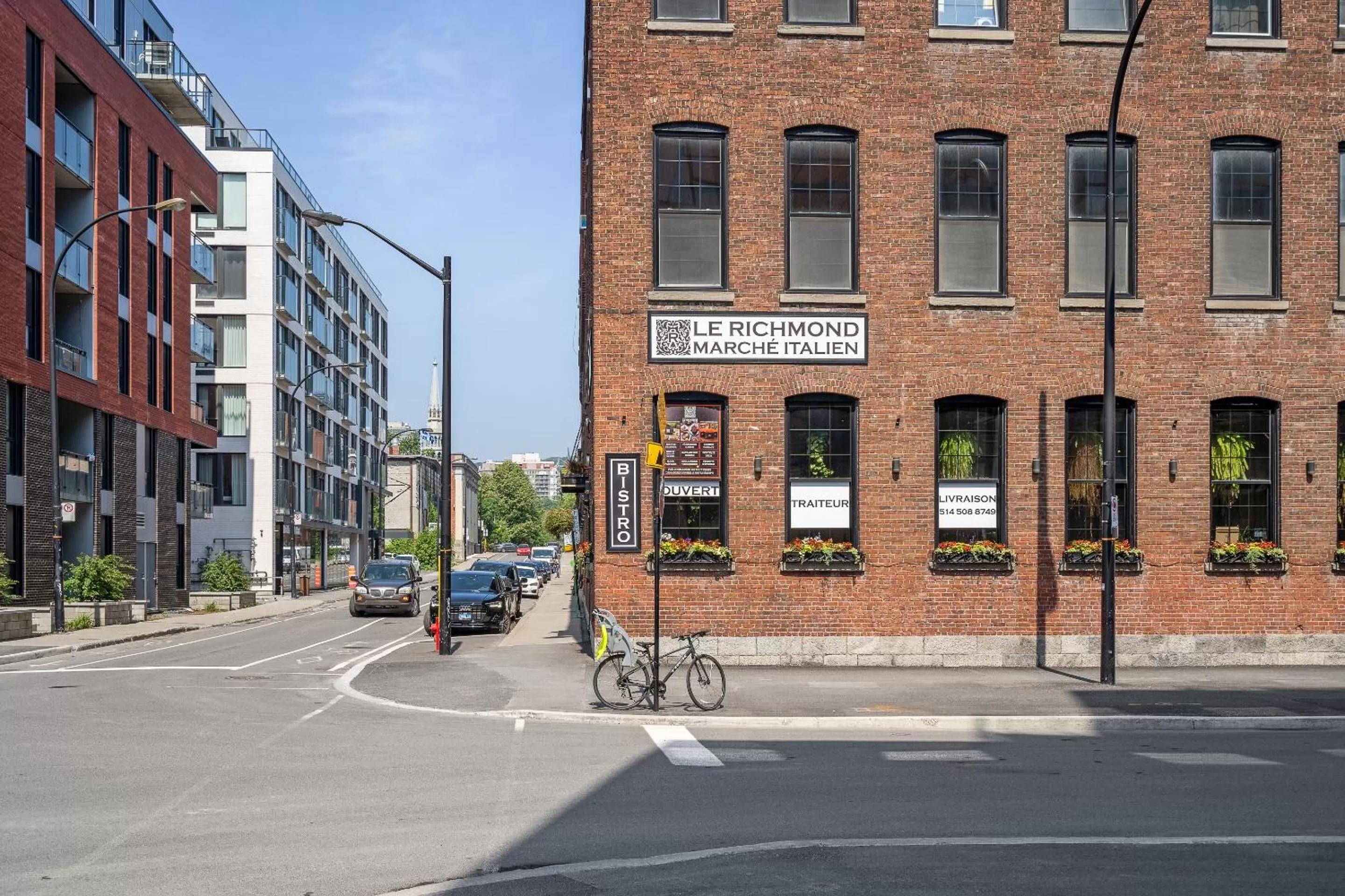 Property Building in Sonder at The Richmond