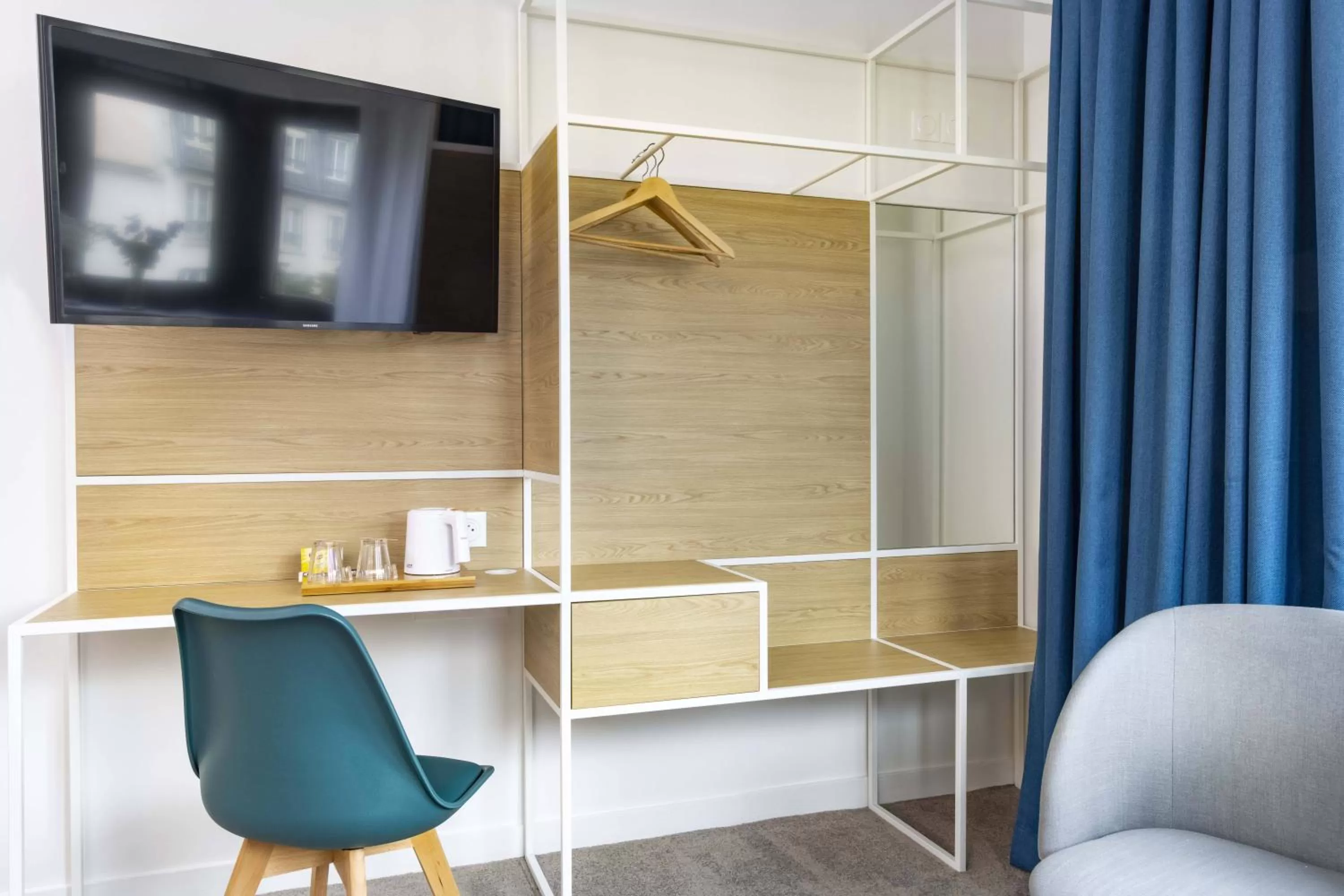 Hotel Paris Louis Blanc