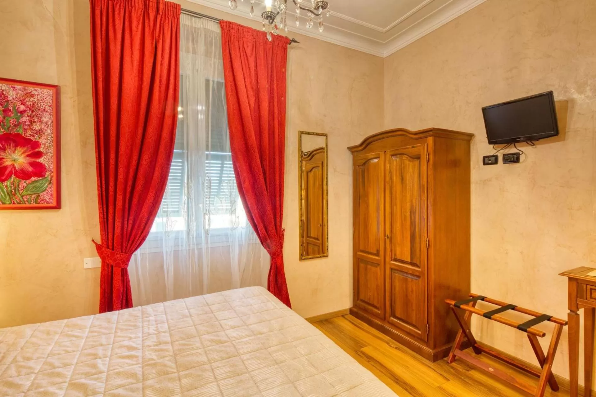 Bedroom, Bed in Locanda Villa Moderna