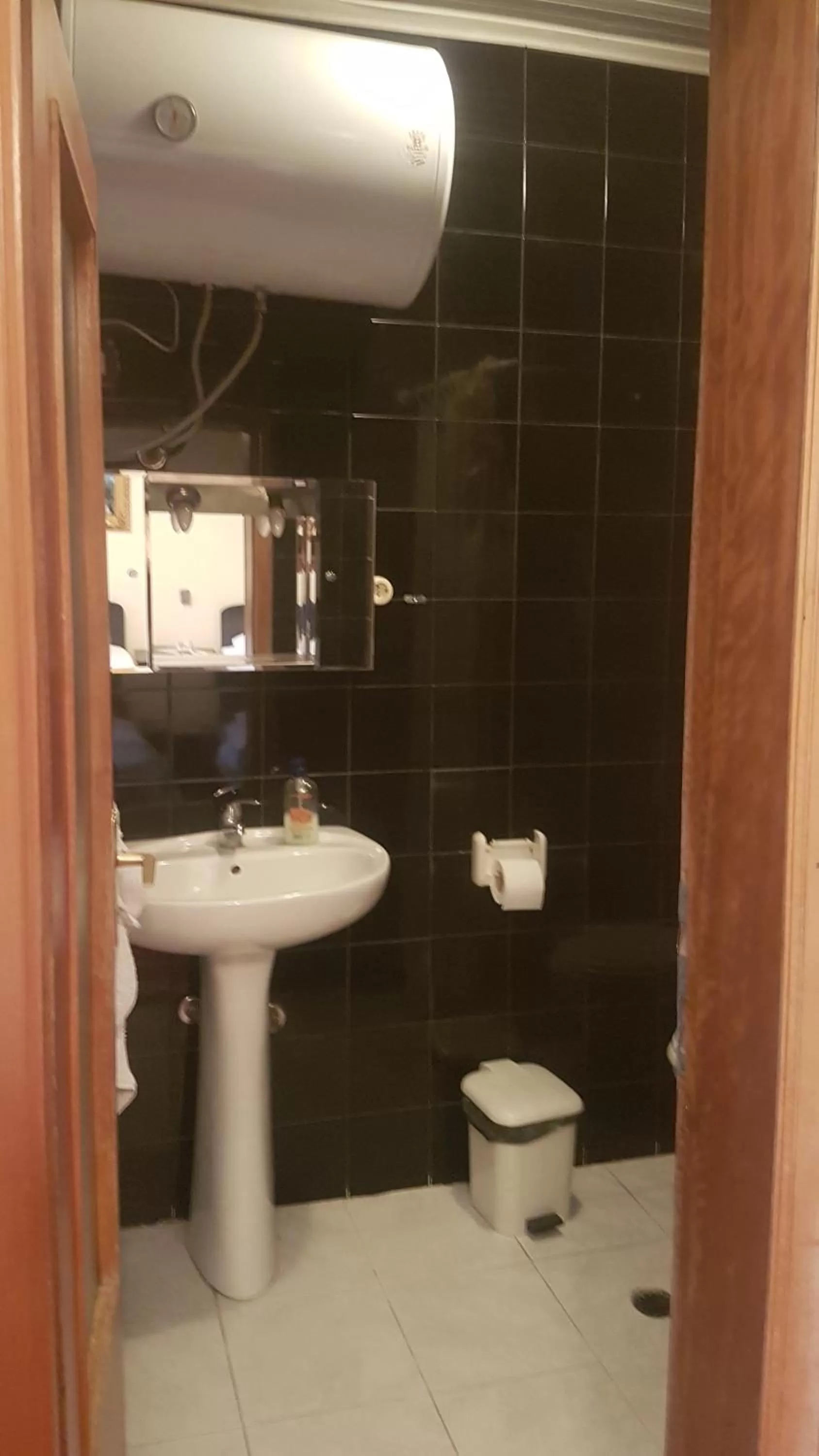 Bathroom in Hotel Haxhiu