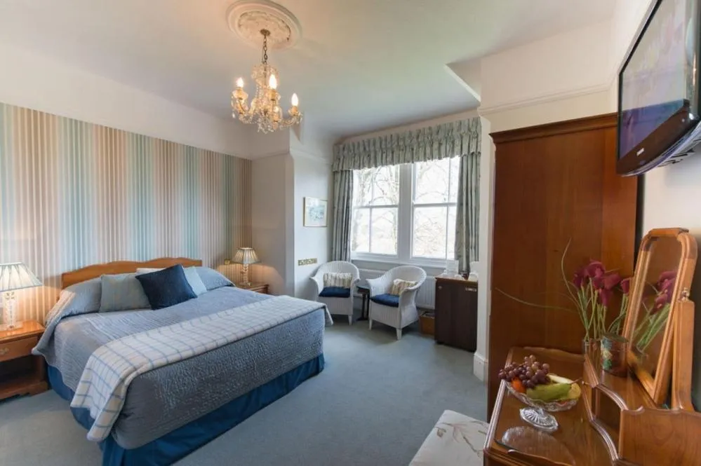 Day, Bed in The Old Vicarage