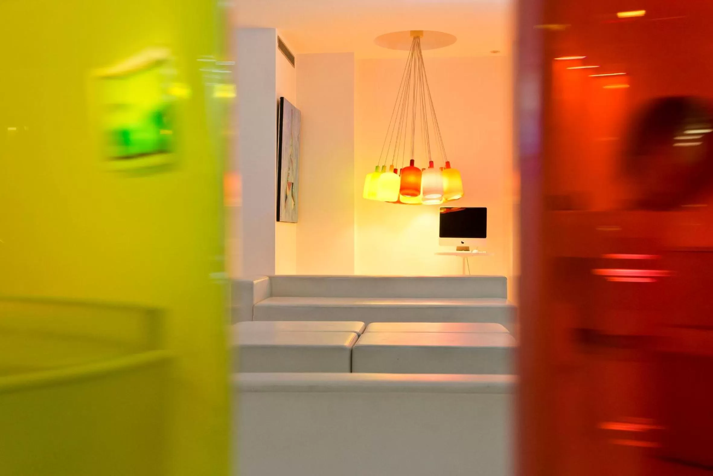 TV and multimedia in Color Design Hotel