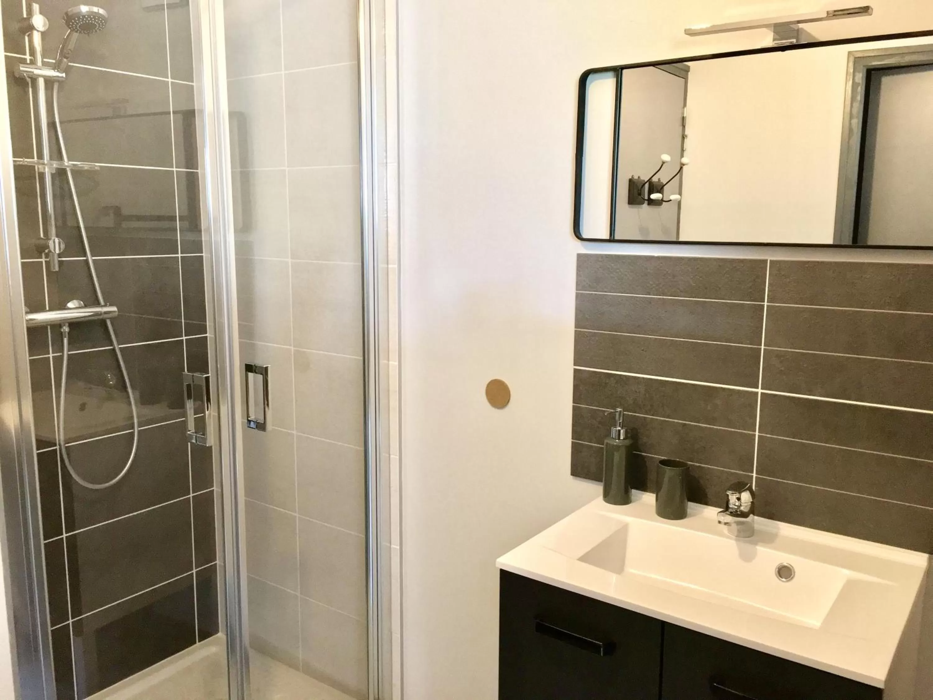 Shower in Le Grenier du Jardin