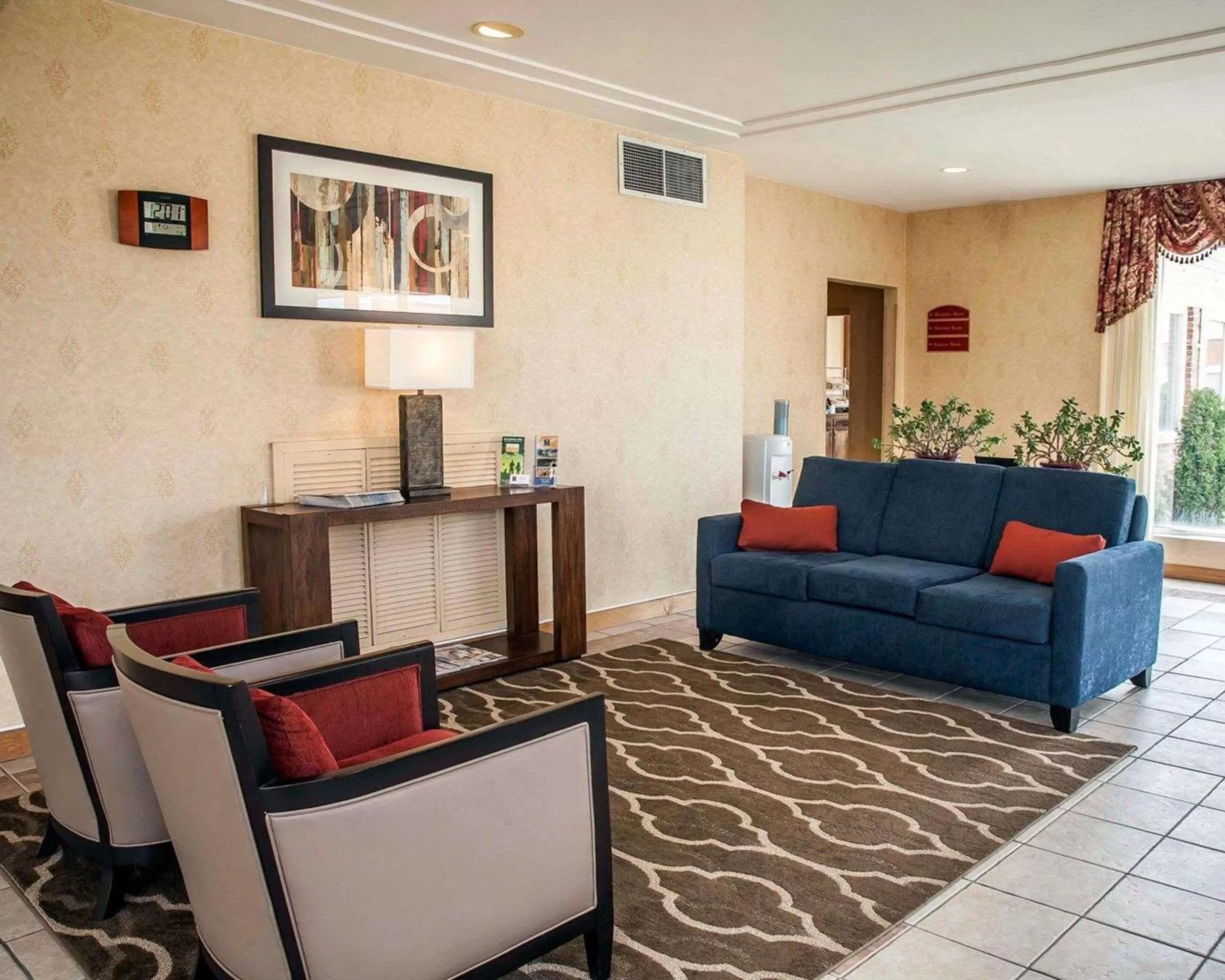Lobby or reception in Quality Inn Seekonk-Providence