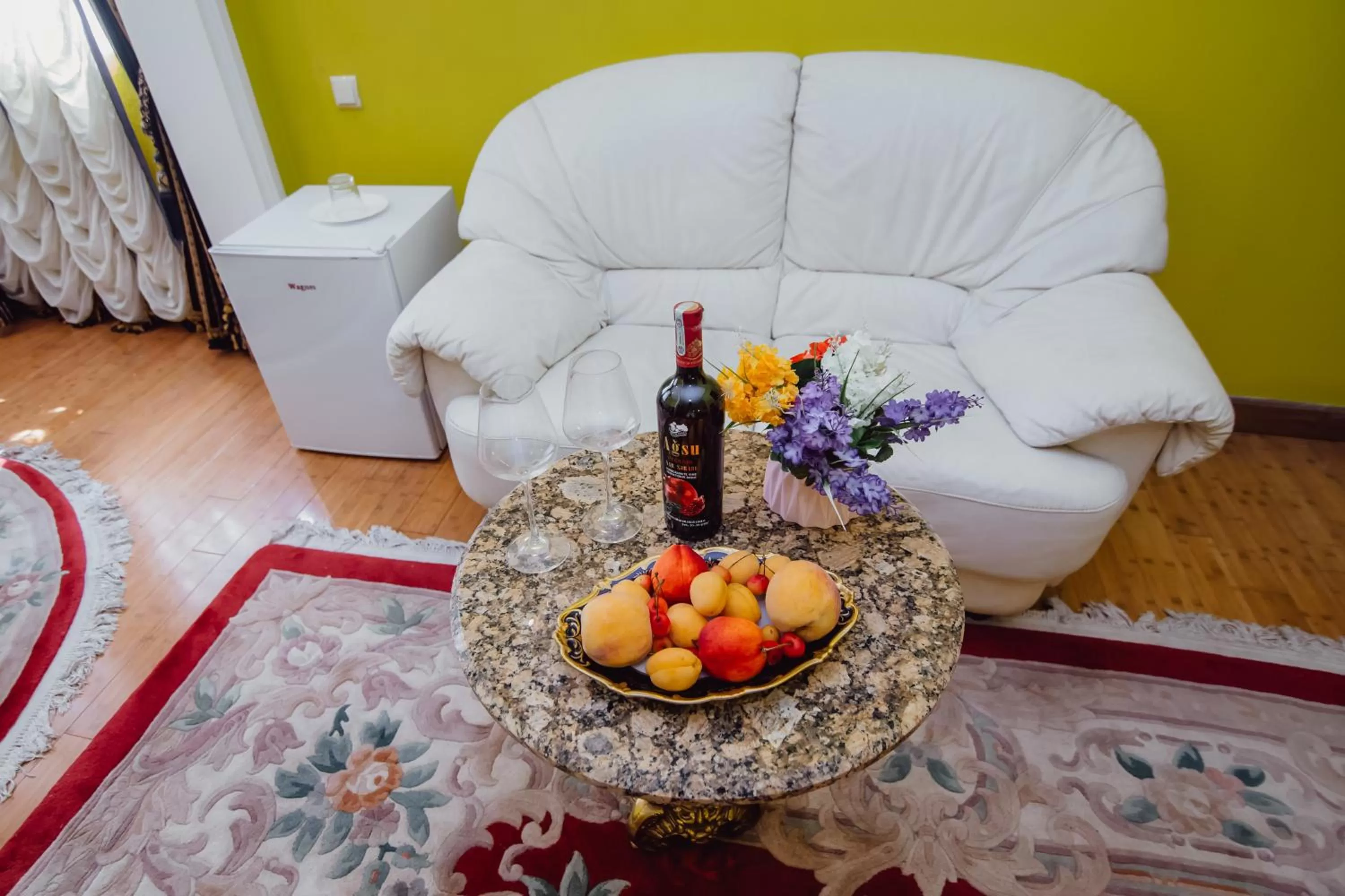 Food and drinks in Hotel Queen-Batumi