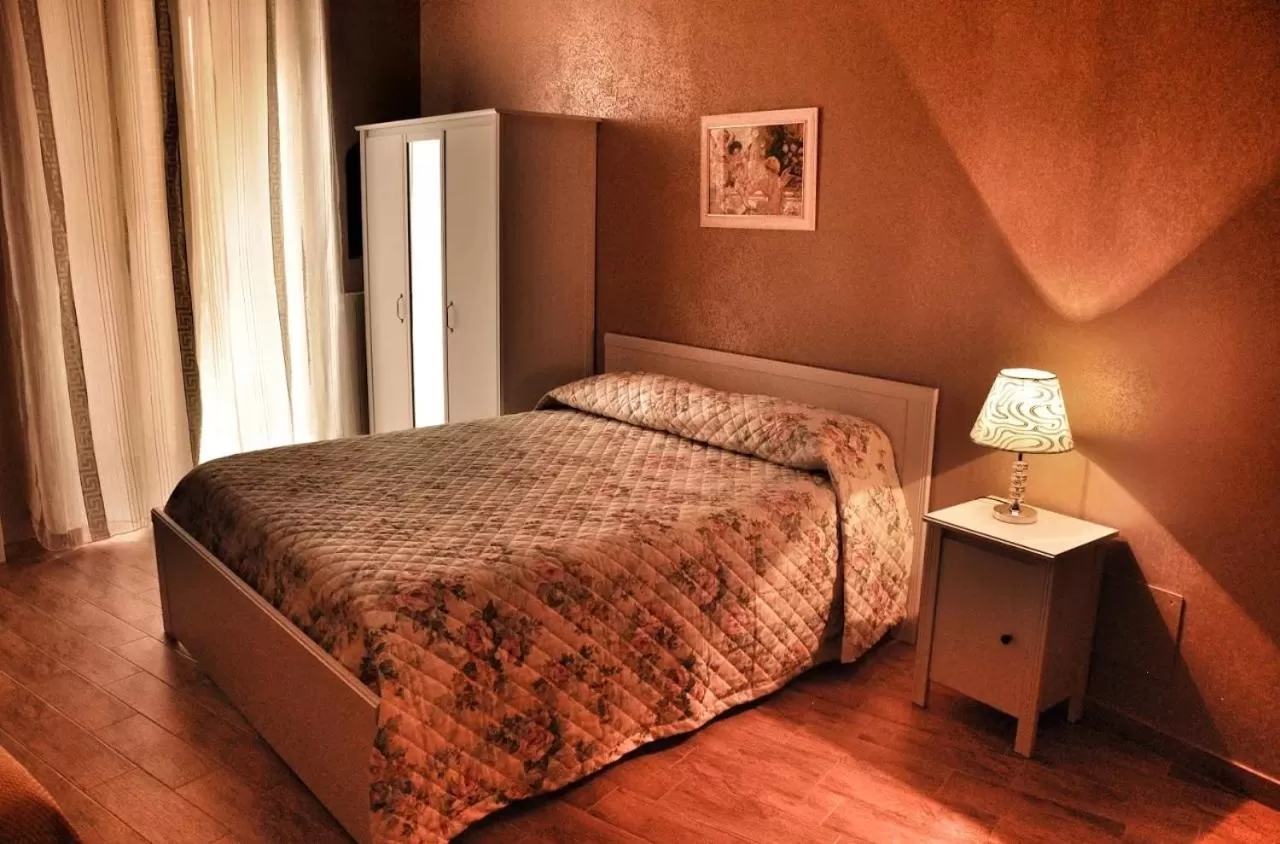 Bedroom, Bed in B&B Duca Orsini