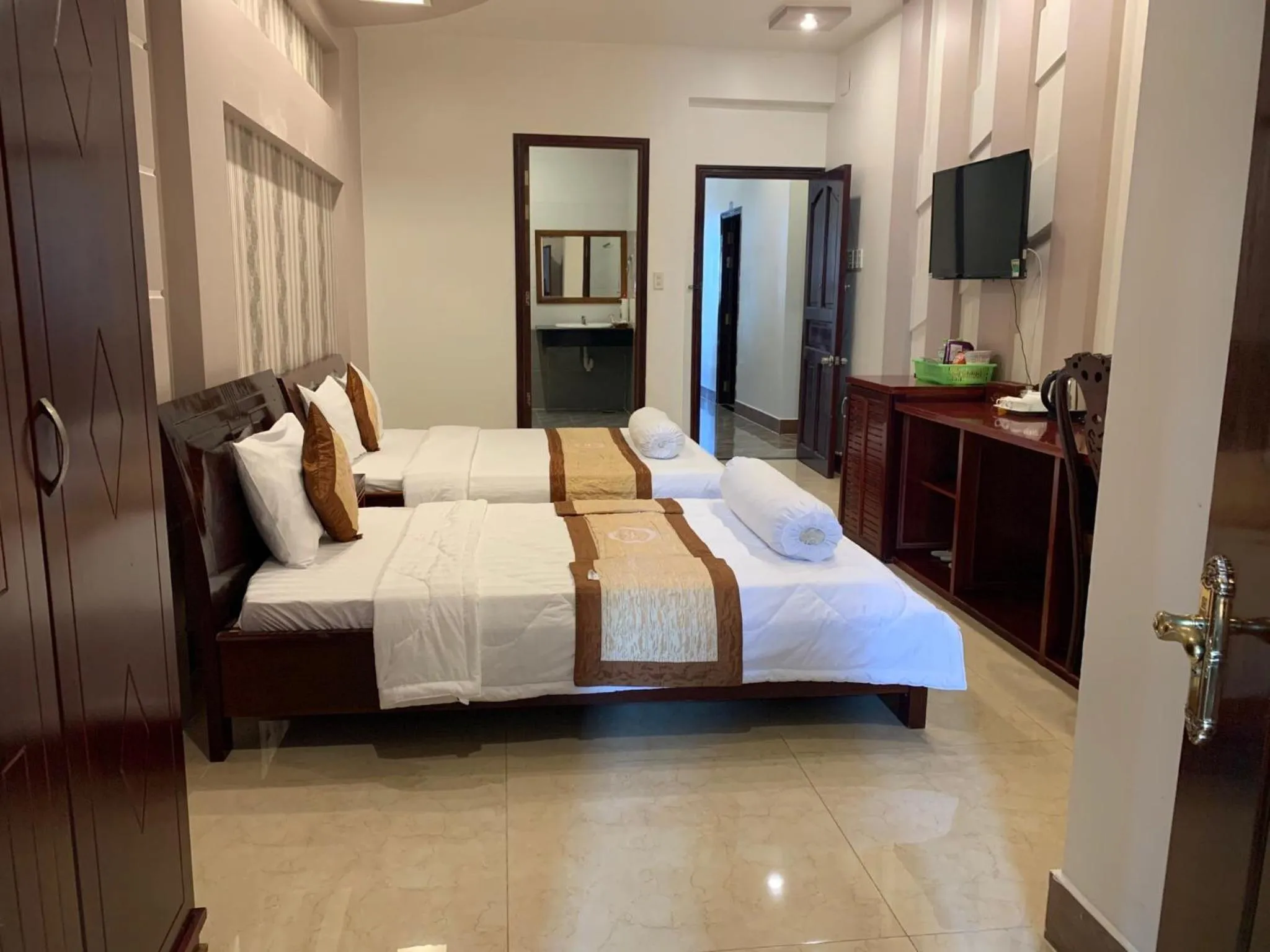 Bedroom, Bed in Phuc Hung Hotel