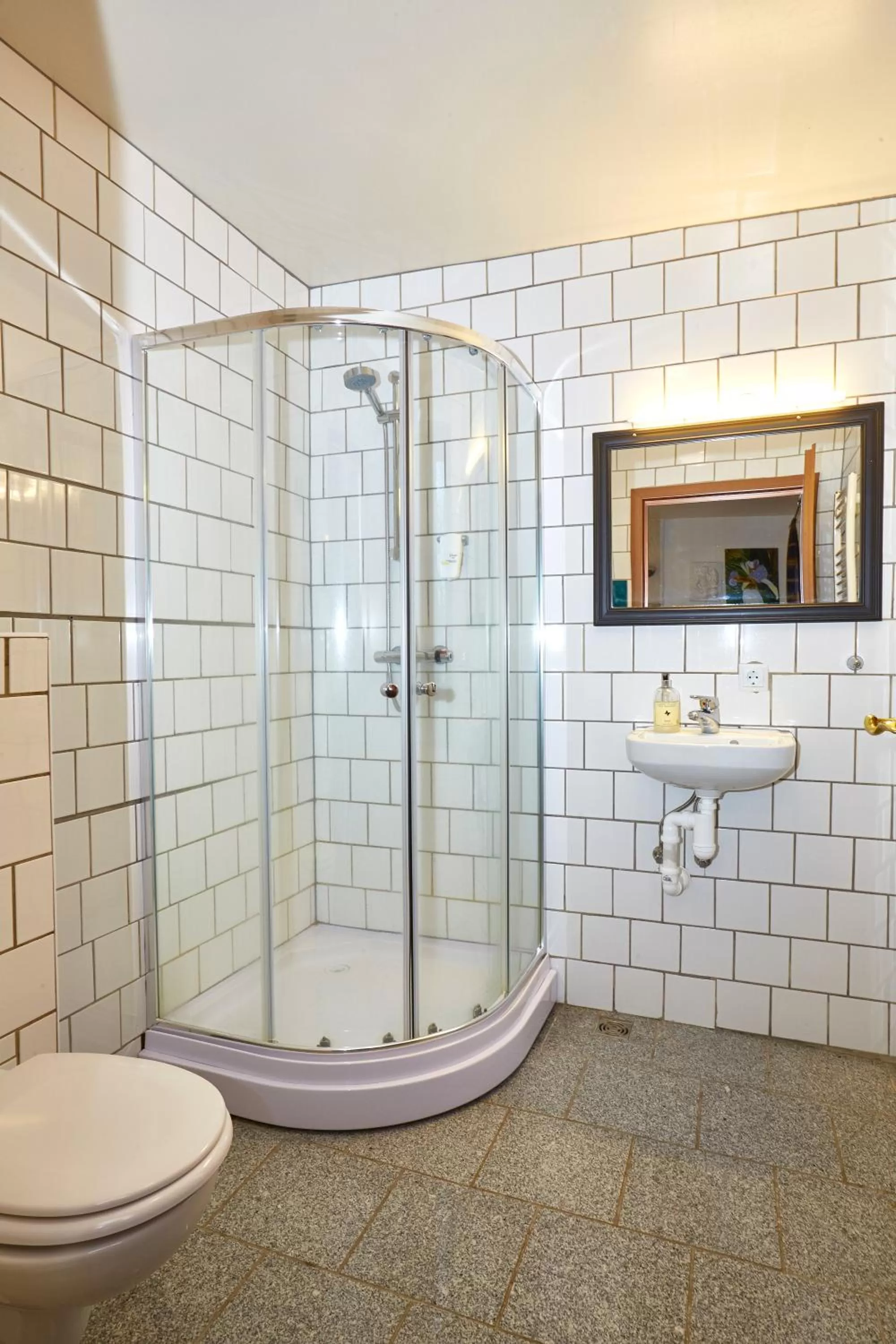 Bathroom in Reykjavik Downtown Hotel