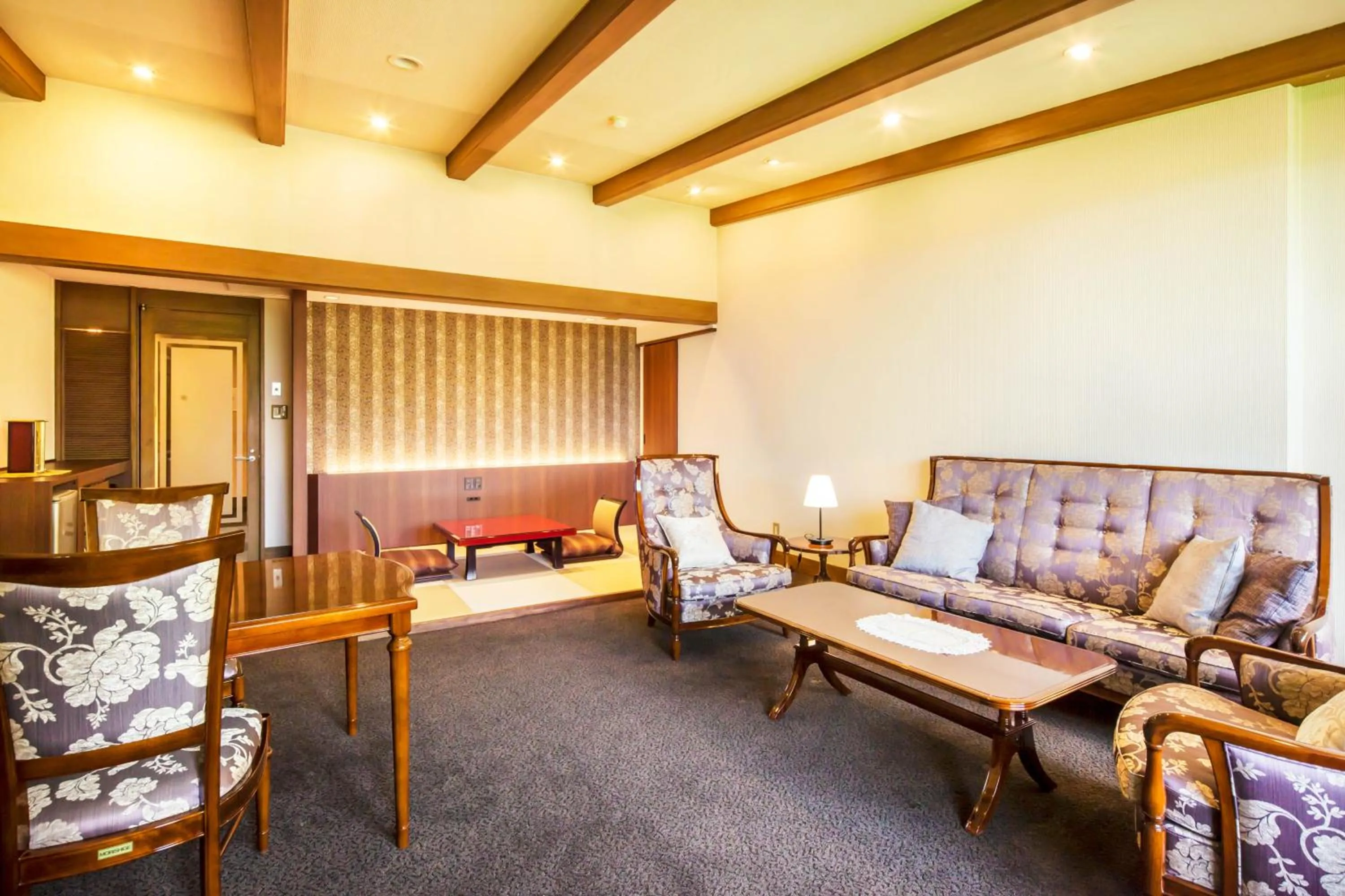 Photo of the whole room in Nasu Onsen Sanraku