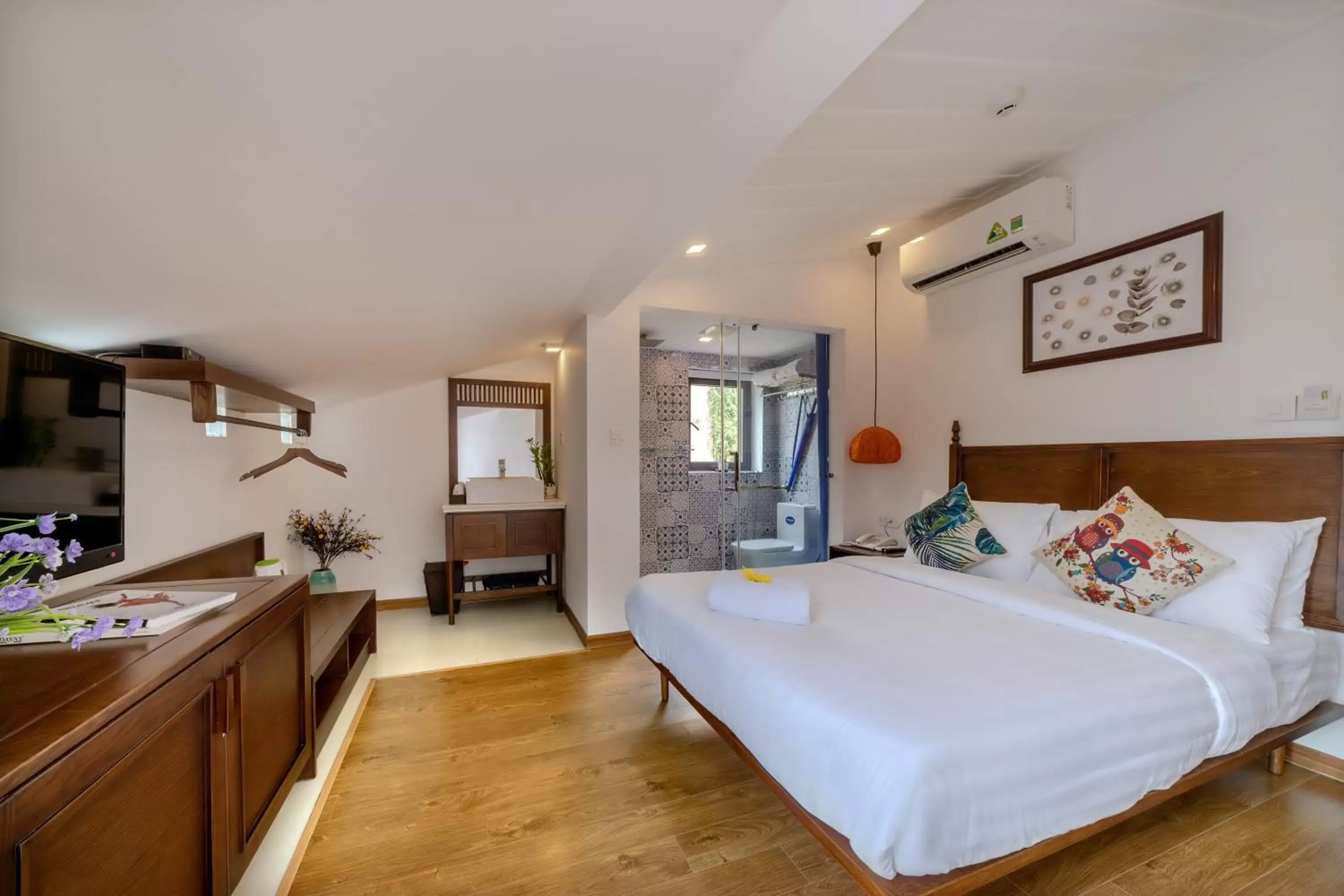 Superior Double Room in Son Trang Hotel Hoi An Superior Double Room in Son Trang Hotel Hoi An