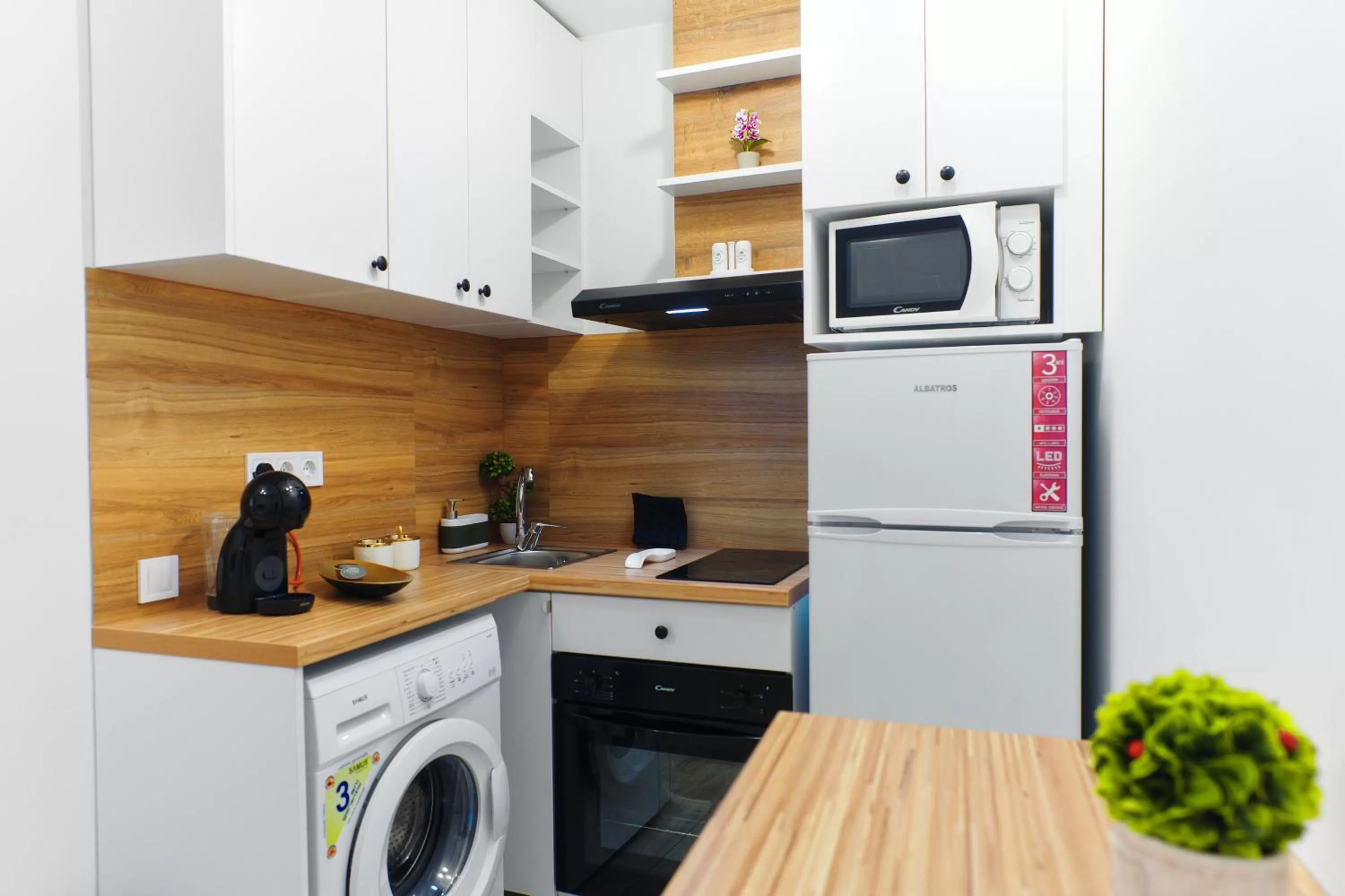 Kitchen/Kitchenette in Bella House