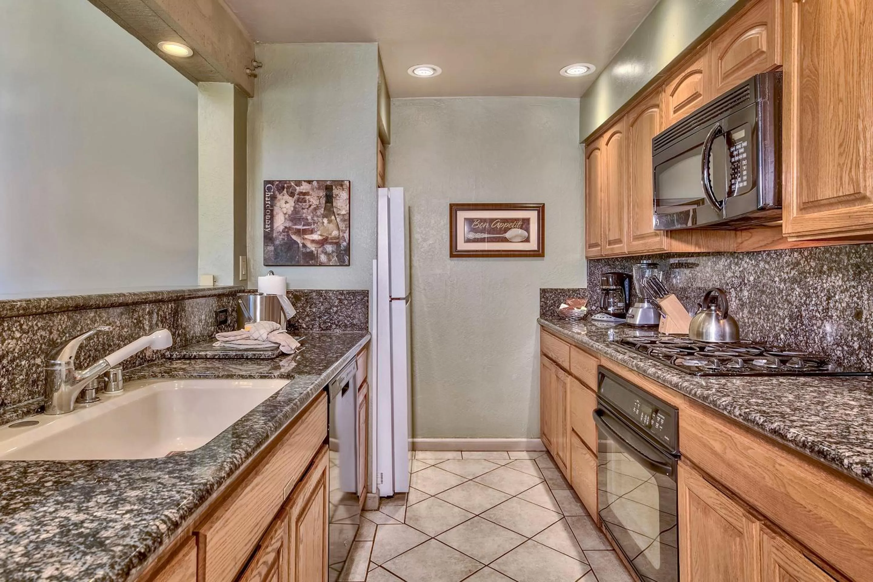 Kitchen/Kitchenette in Lakeland Village at Heavenly