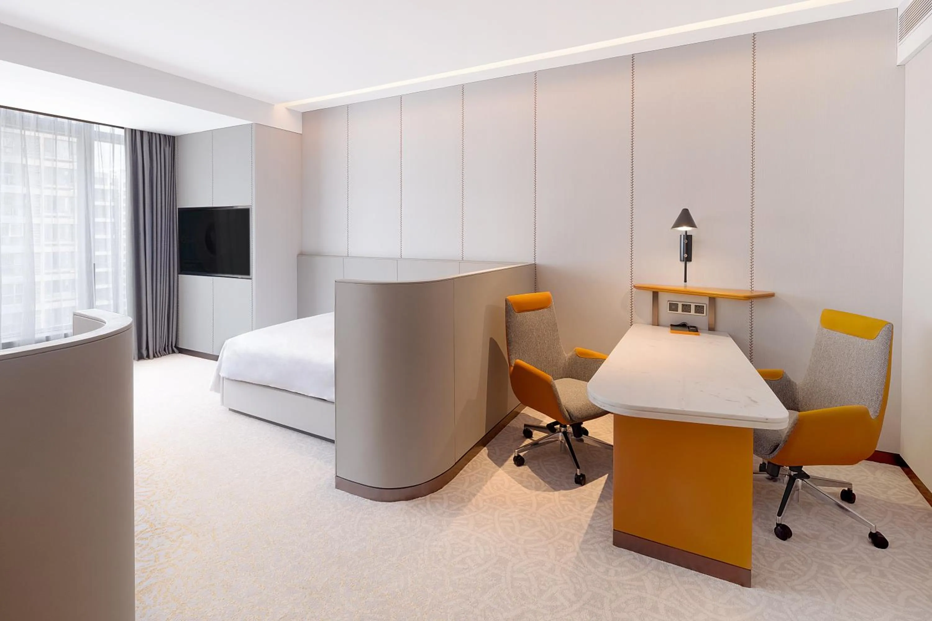 hair dresser in Crowne Plaza Qingdao Jinshui by IHG