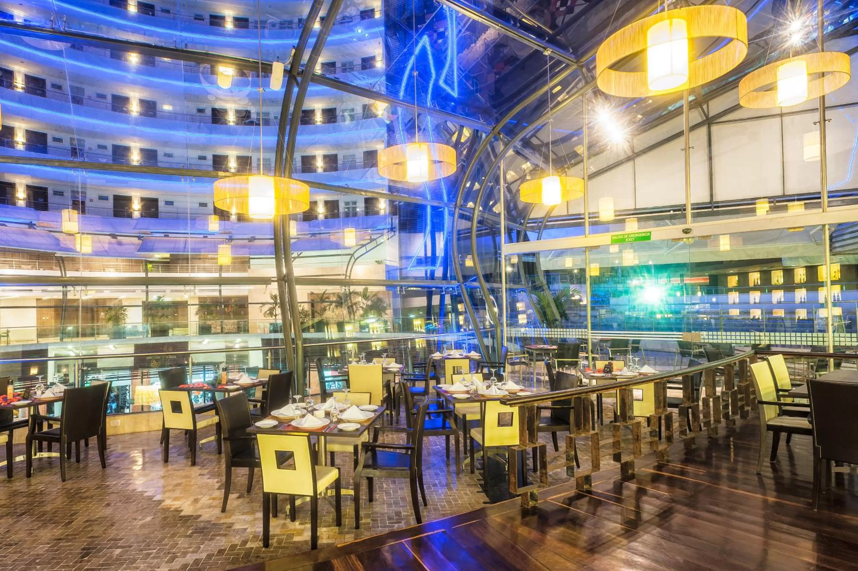 Restaurant/places to eat in Hotel Spiwak Chipichape Cali