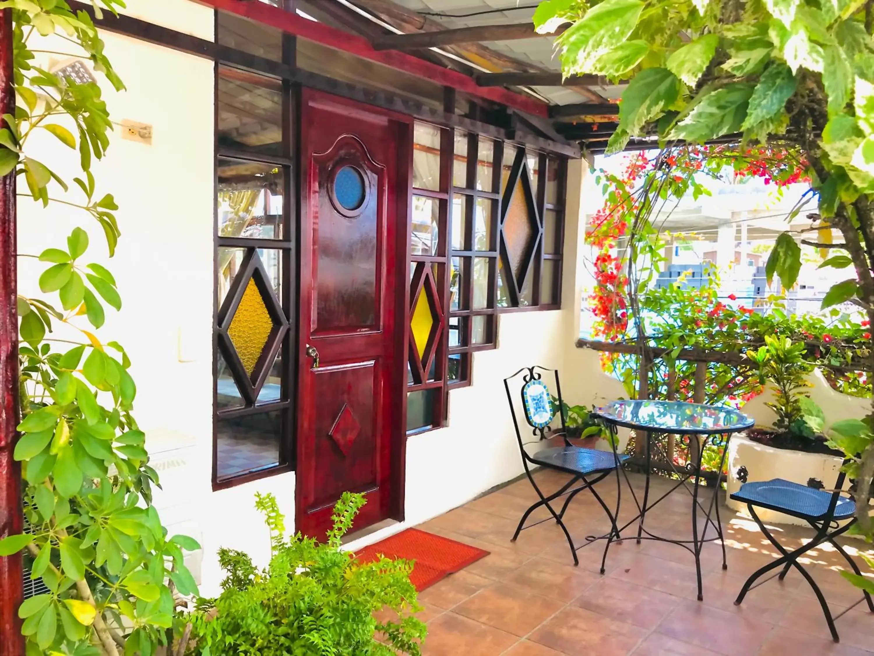 Suite with Garden View and Kitchenette in Casa del Lago Lodging House Suite with Garden View and Kitchenette in Casa del Lago Lodging House