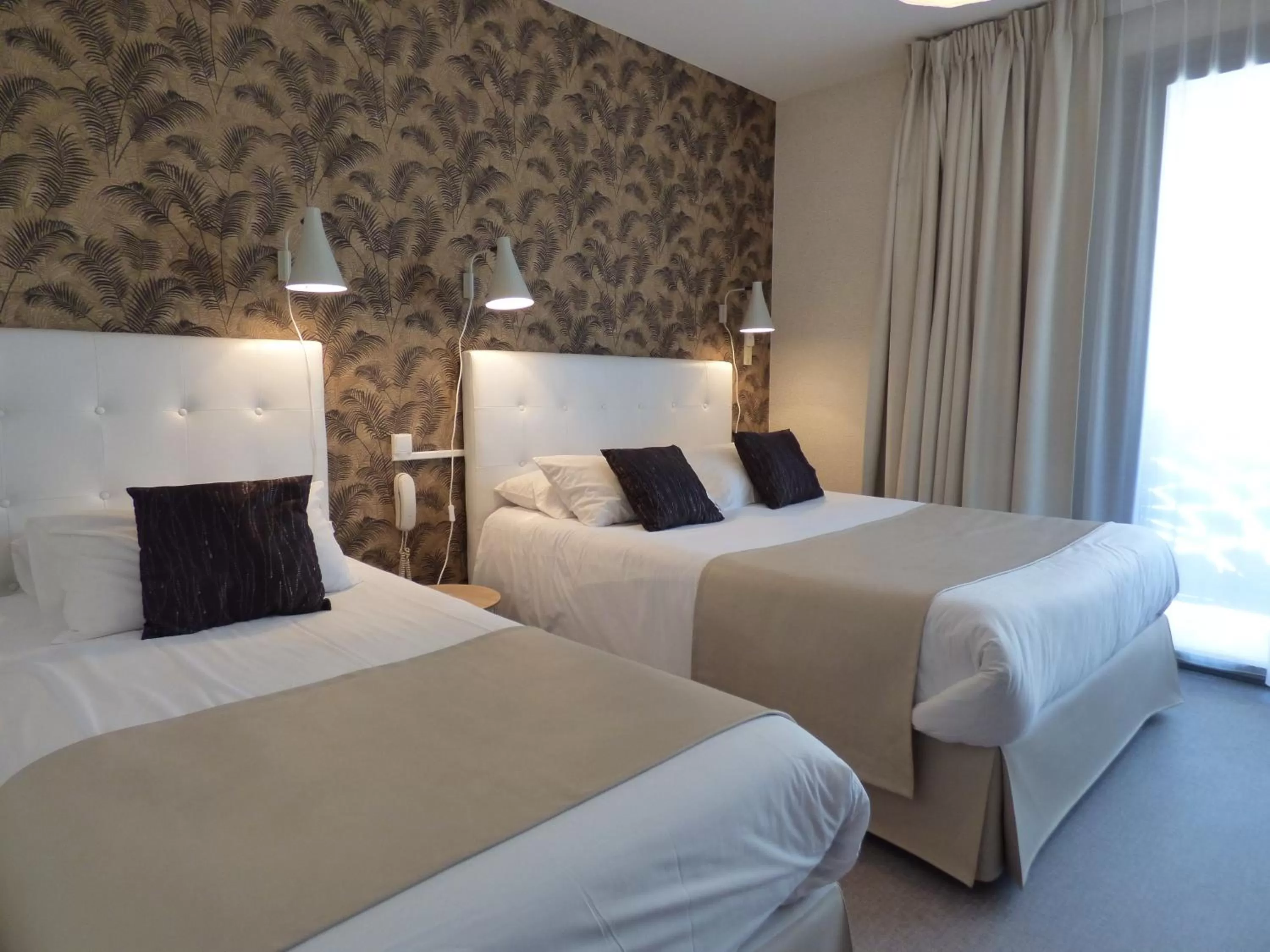 Bed in Urban Style L'Etape