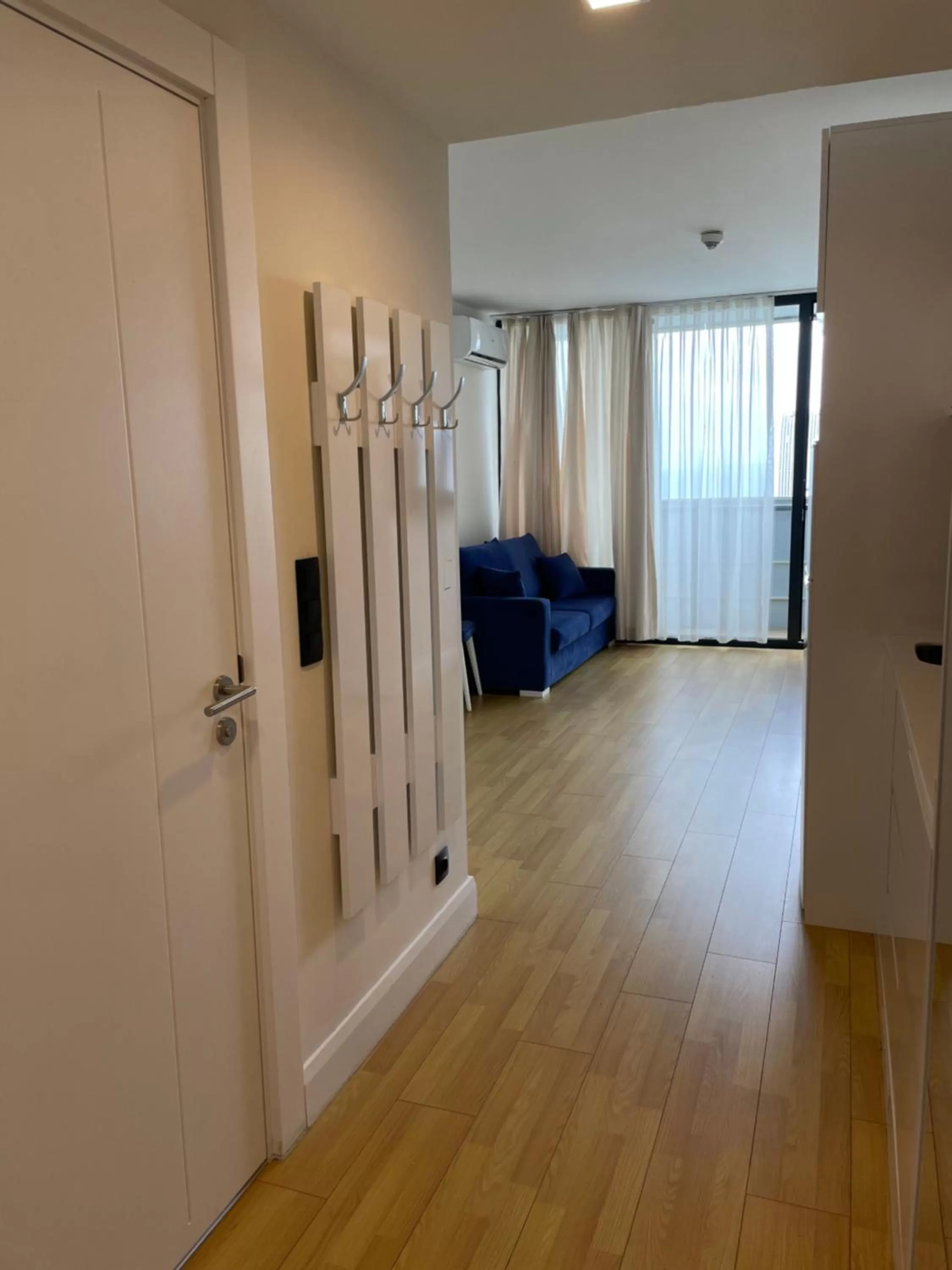 Bed, TV/Entertainment Center in APARTHOTEL in City Batumi