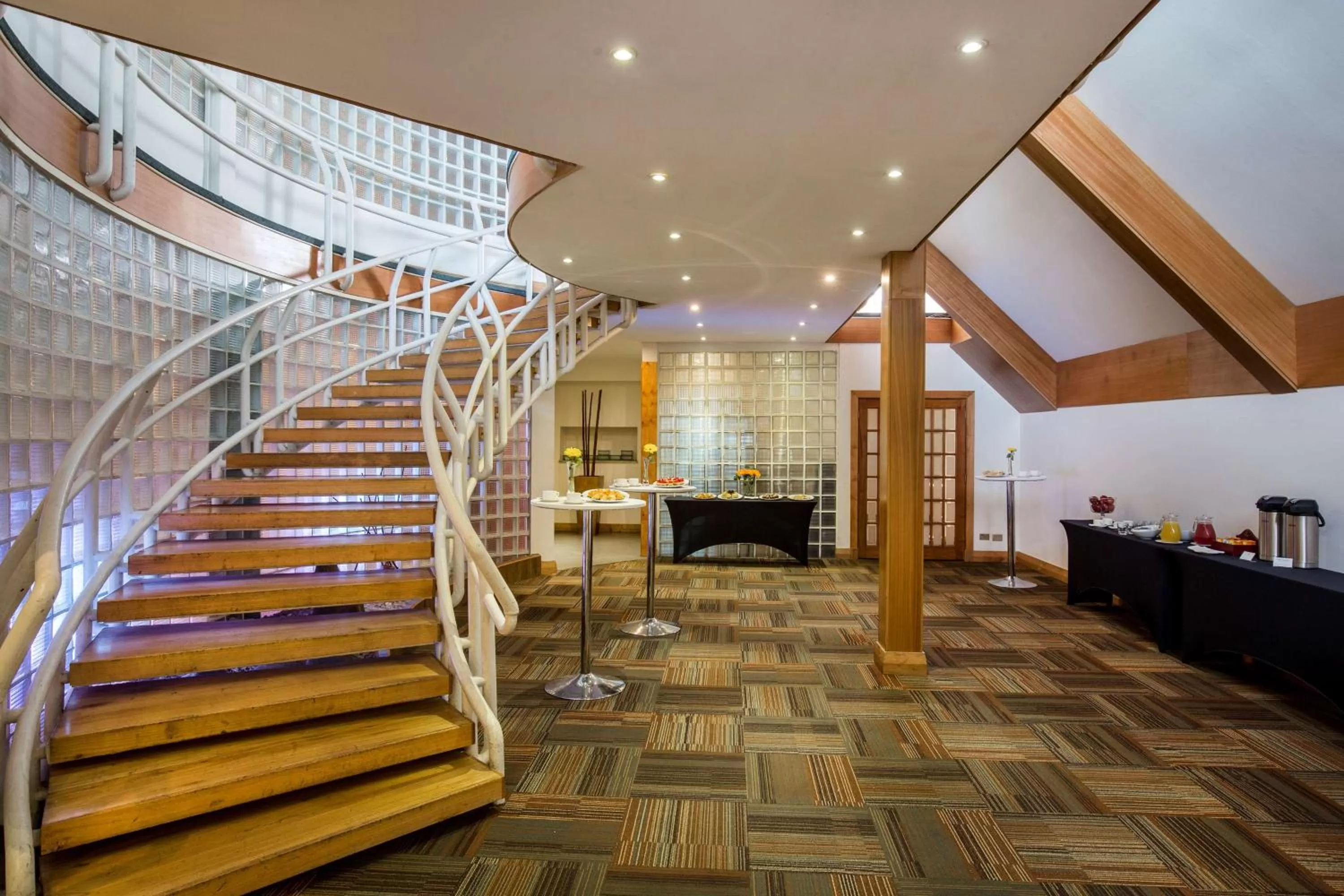 Business facilities in Best Western Marina del Rey