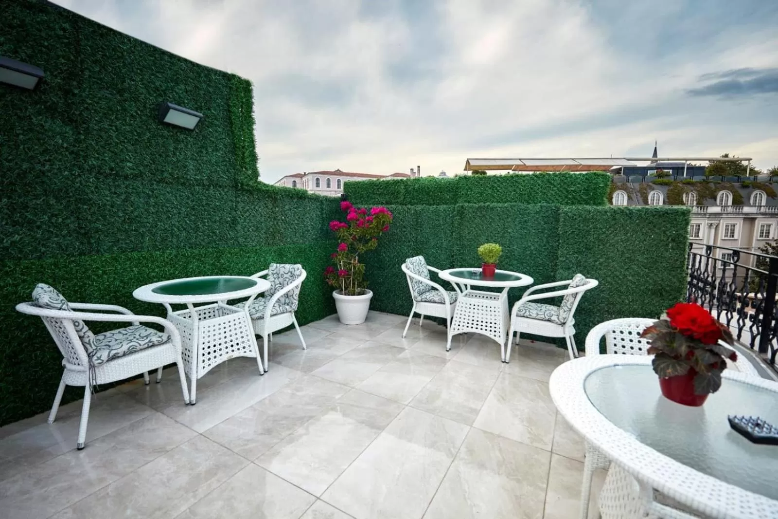 Balcony/Terrace in Albinas Hotel Old City