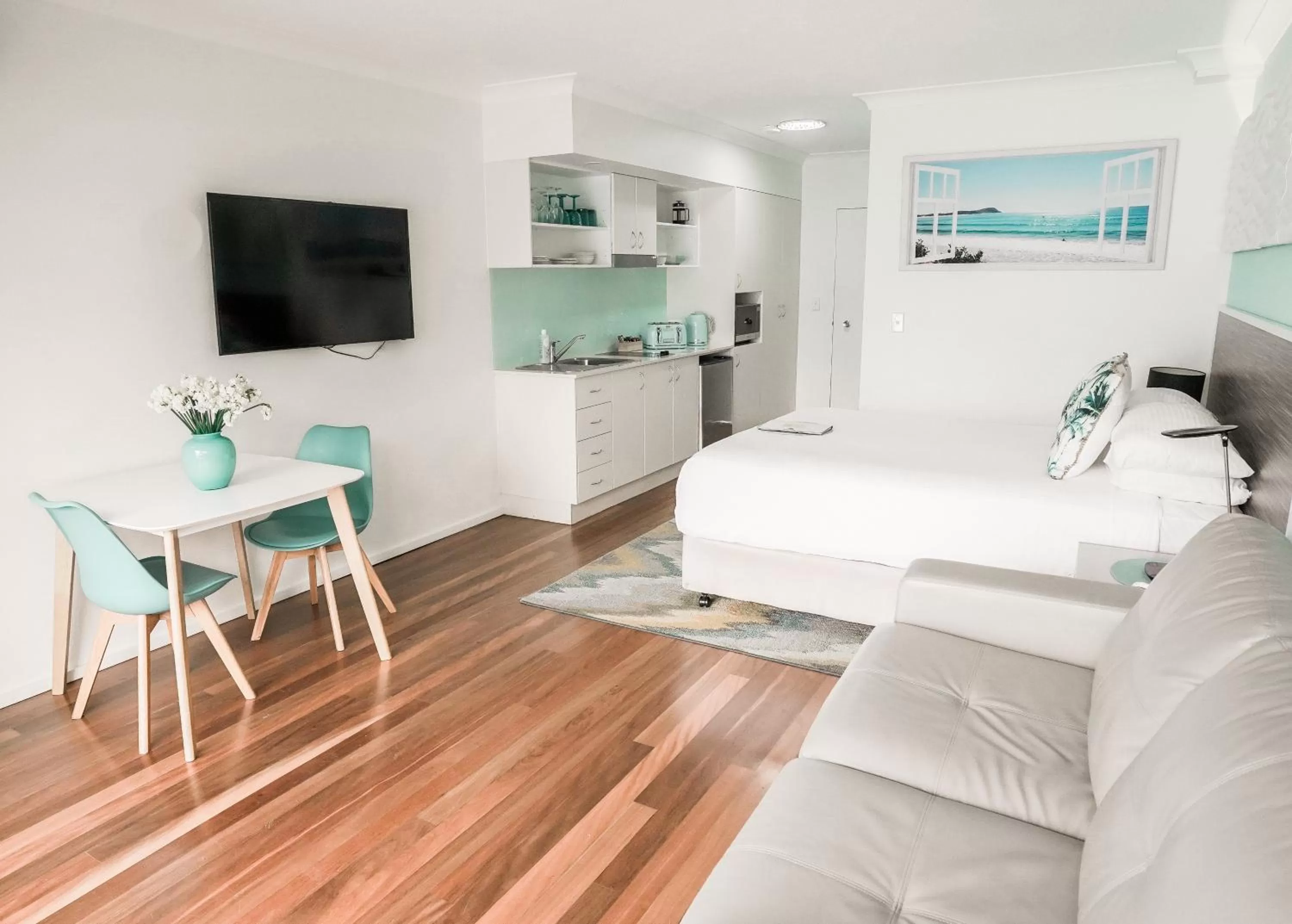 Photo of the whole room in Terrigal Pacific Coastal Retreat