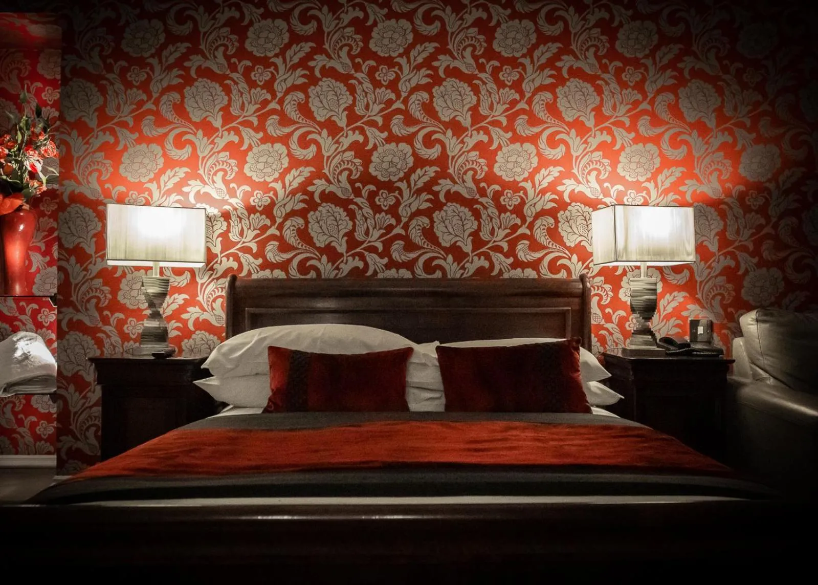 Bed in Beaufort Hotel