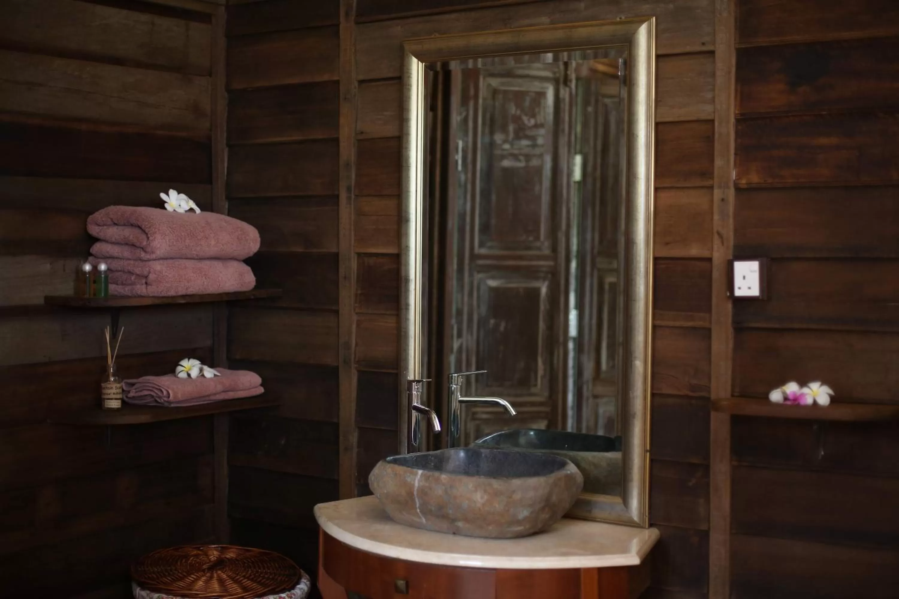 Toilet in Kunang Kunang Heritage Villas
