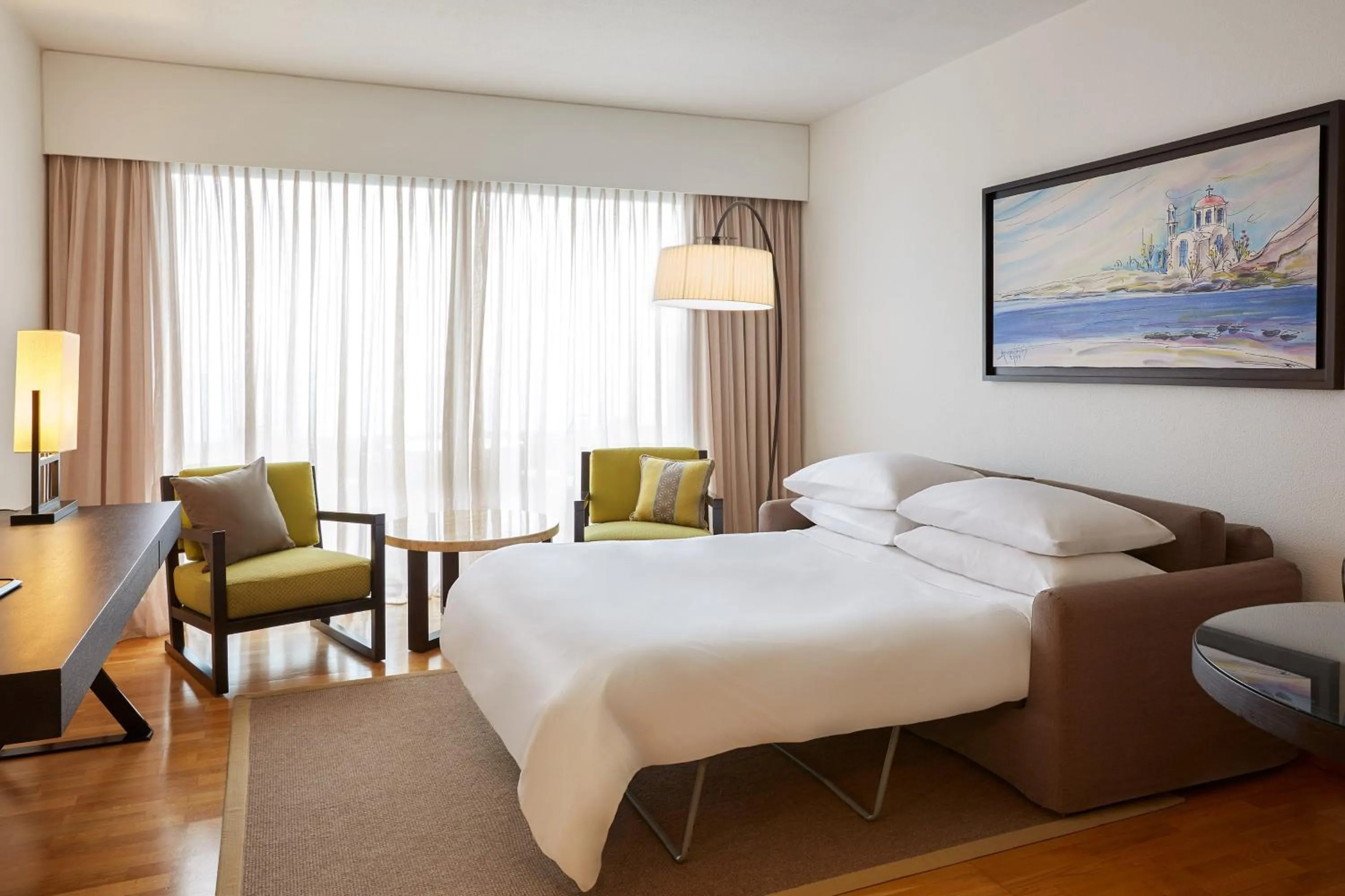 Photo of the whole room, Bed in Sheraton Rhodes Resort