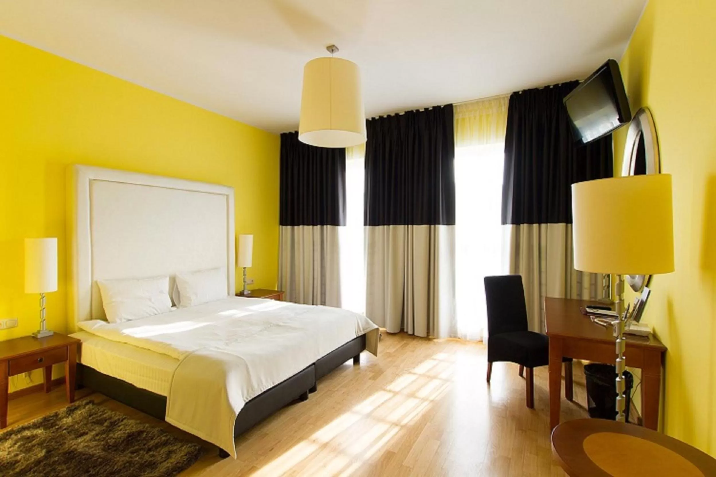 Bed in Don Prestige Residence