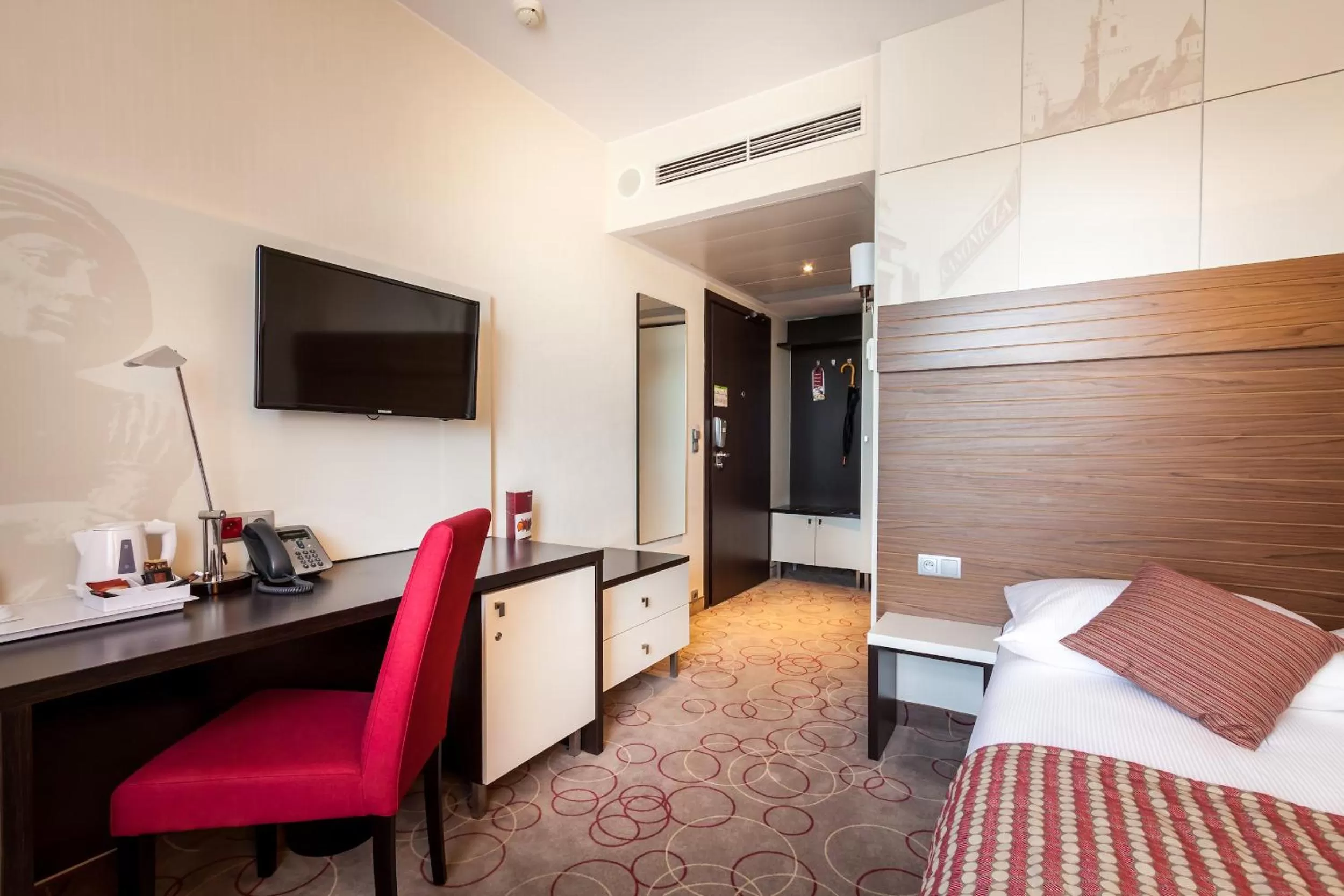 Bed in Qubus Hotel Kraków