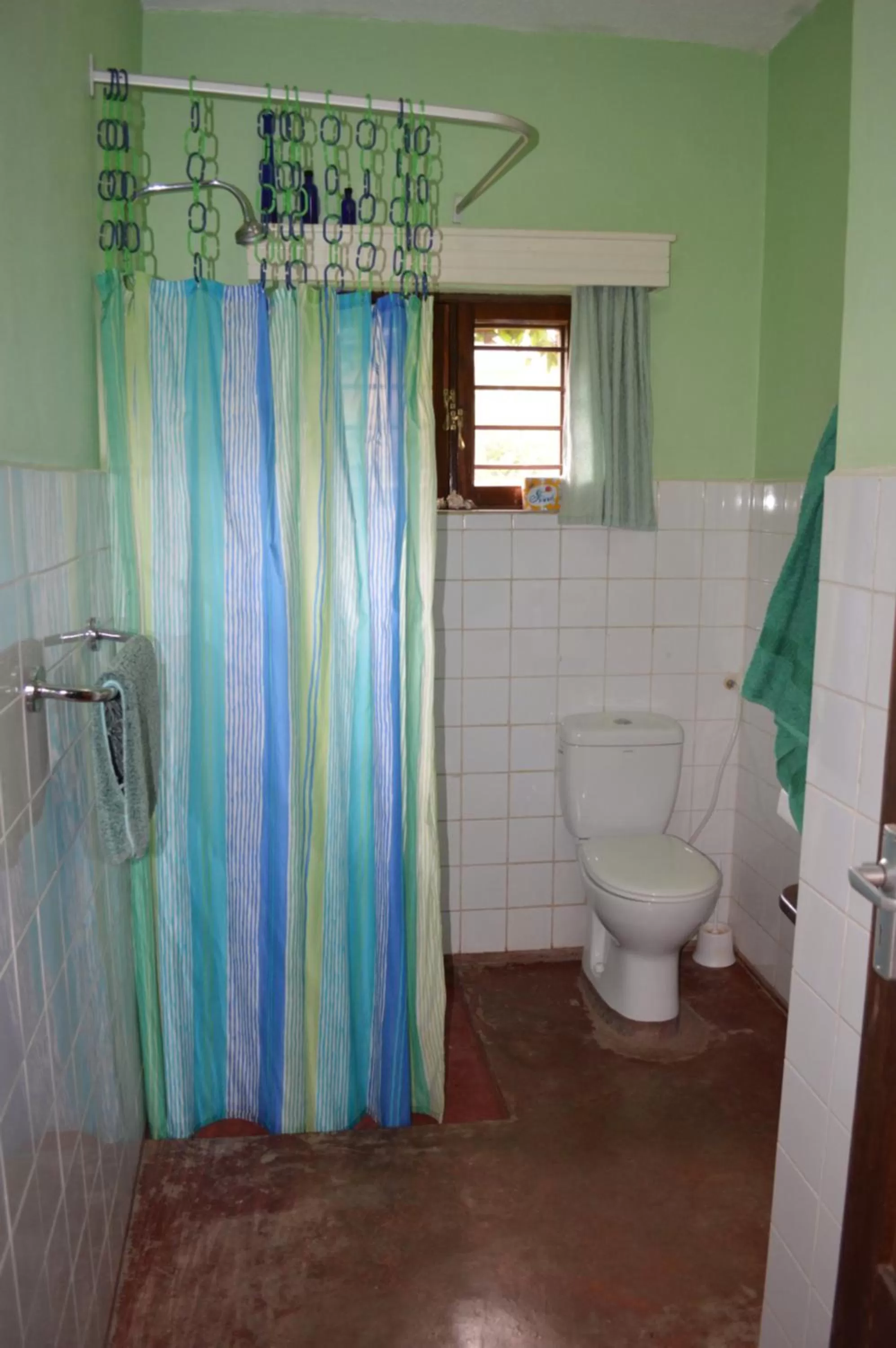 Bathroom in The Researchers Rest