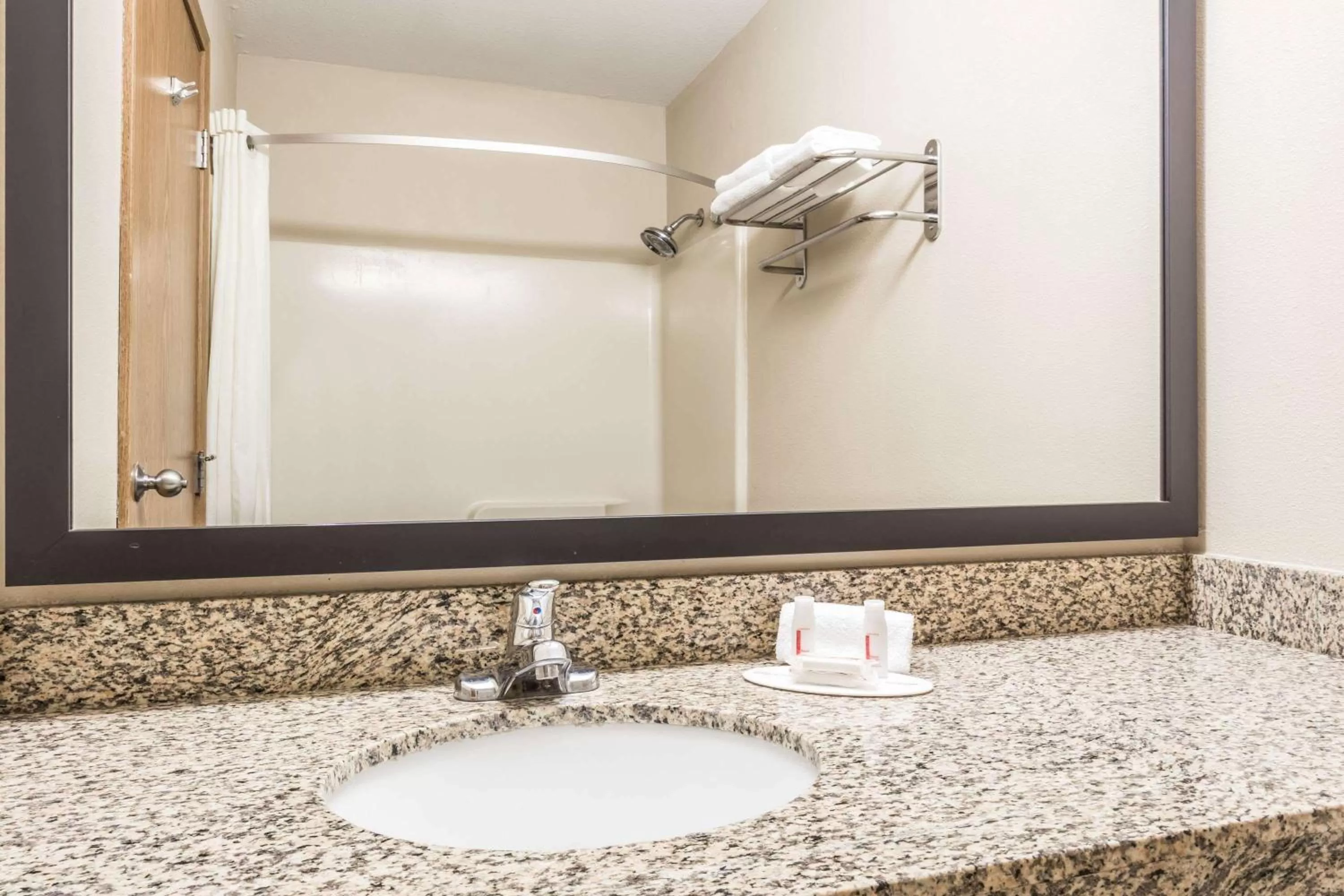 Bathroom in Super 8 by Wyndham LaGrande