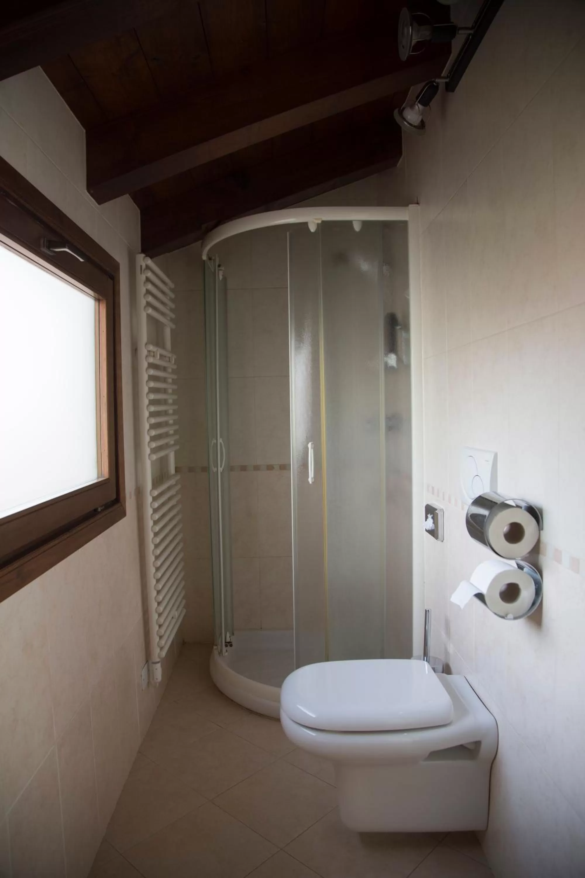 Shower, Bathroom in Le Fate Corbezzole