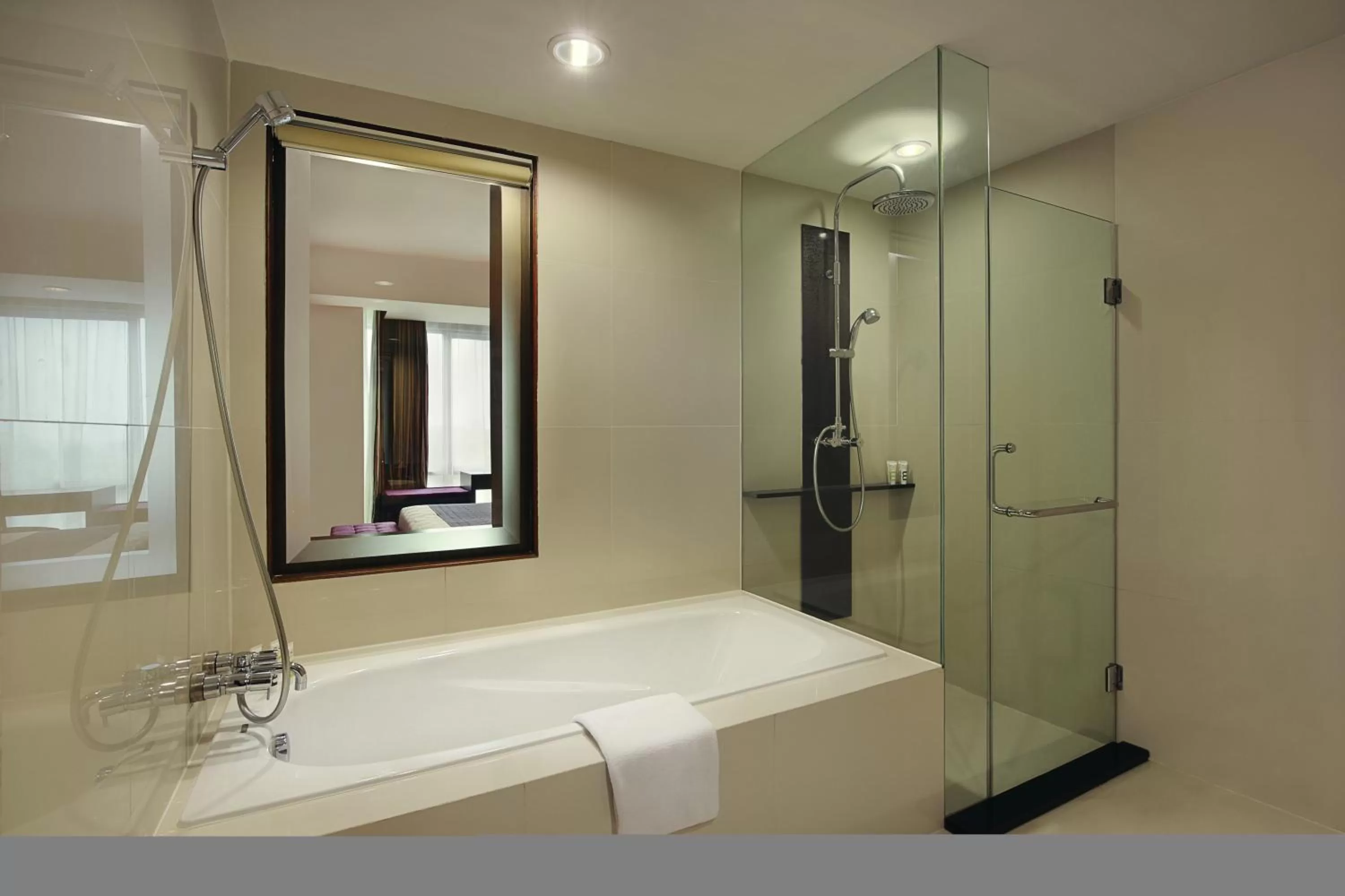 Bathroom in Mercure Pontianak City Center