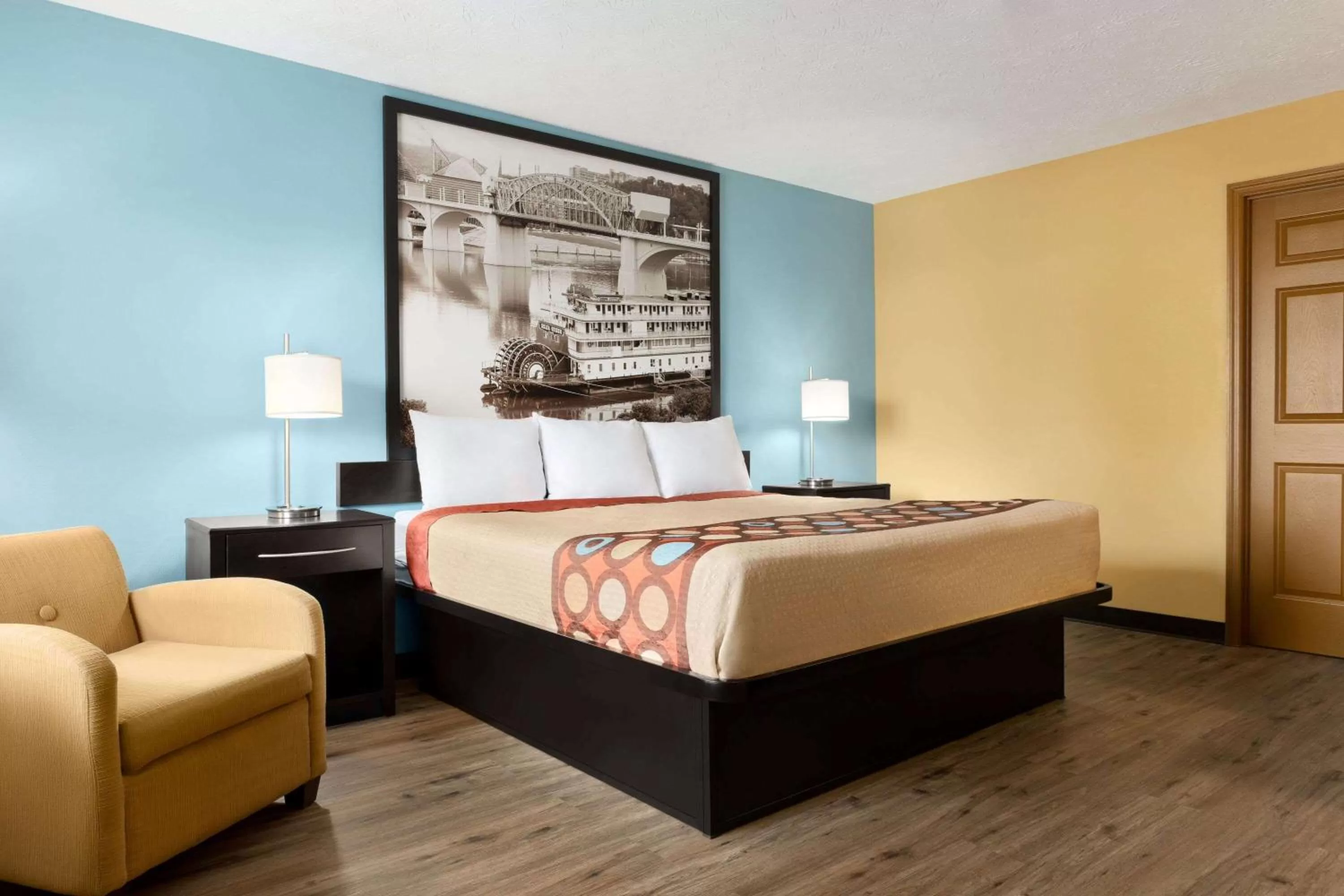 Photo of the whole room, Bed in Super 8 by Wyndham Whites Creek/ Nashville NW Area