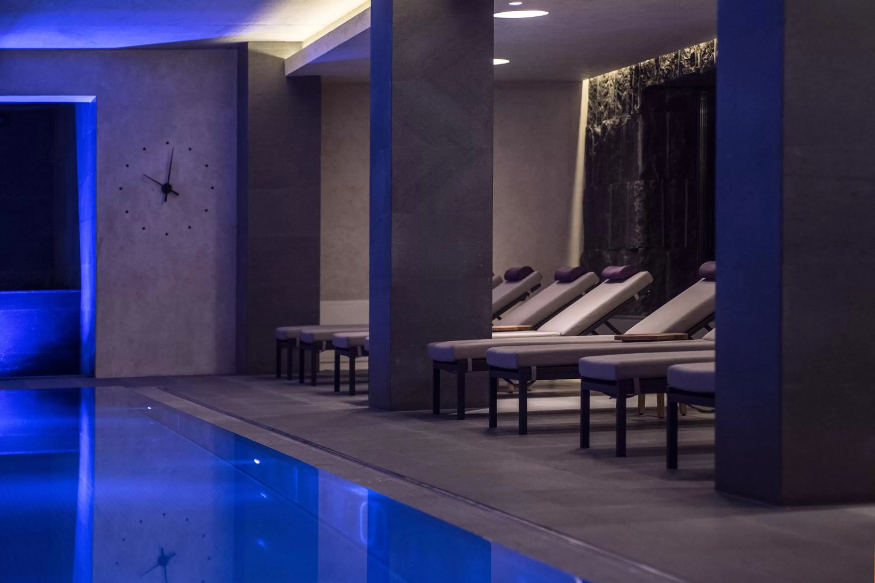Swimming pool in ElisabethHotel Premium Private Retreat- Adults only