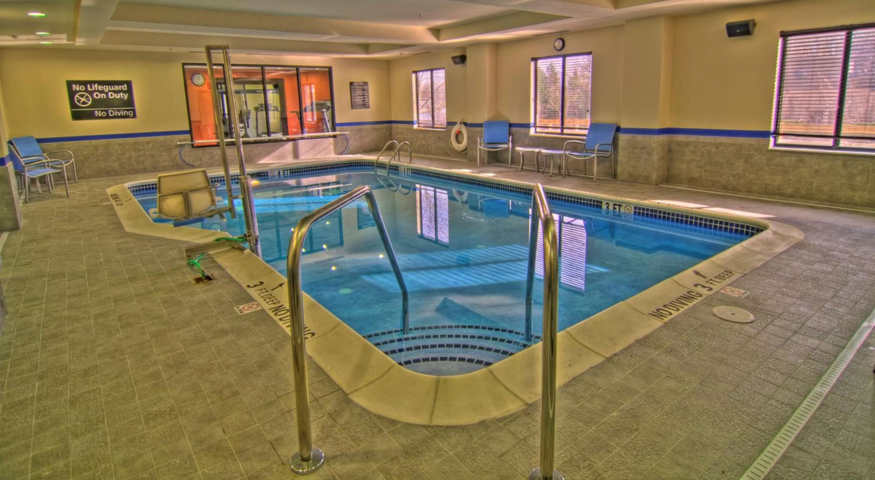 Pool view in Hampton Inn and Suites Parsippany/North
